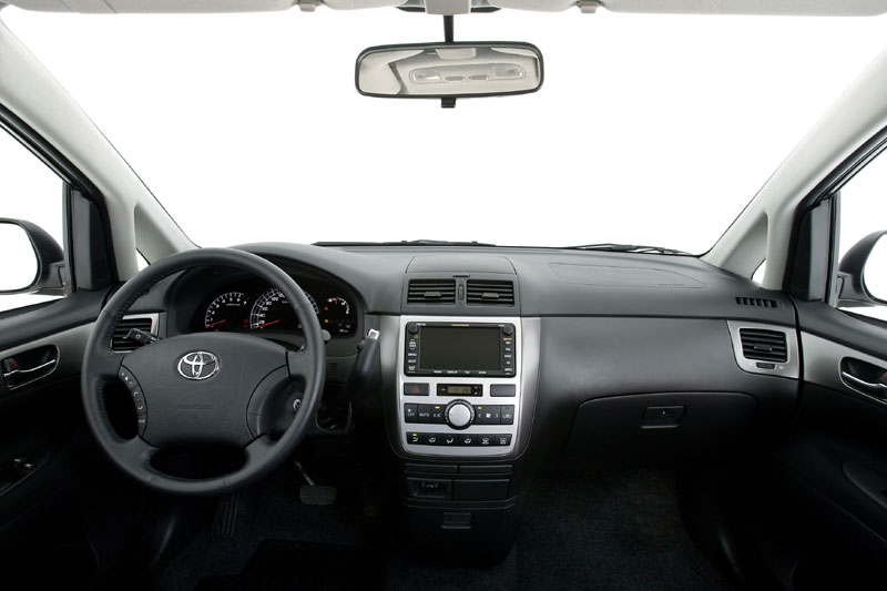 Foto van Toyota Avensis Verso