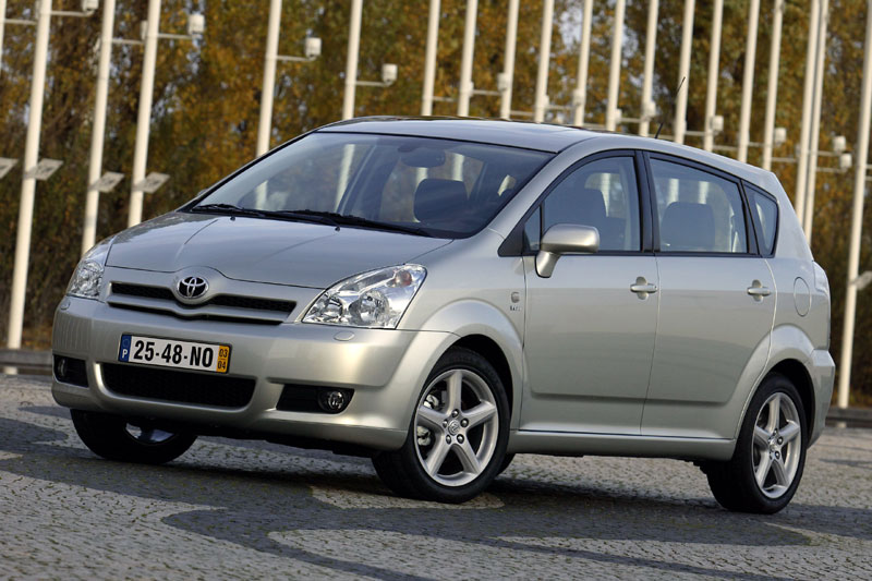 Toyota Verso 1.8 VVT-i Terra 7p. 2007 - voorkant