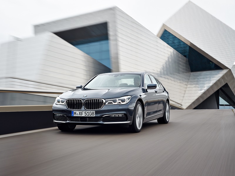 BMW 7-serie 730d xDrive High Executive 2015 - voorkant