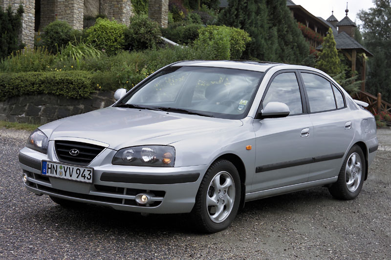 Hyundai Elantra 2.0i-16V Dynamic 2010 - voorkant
