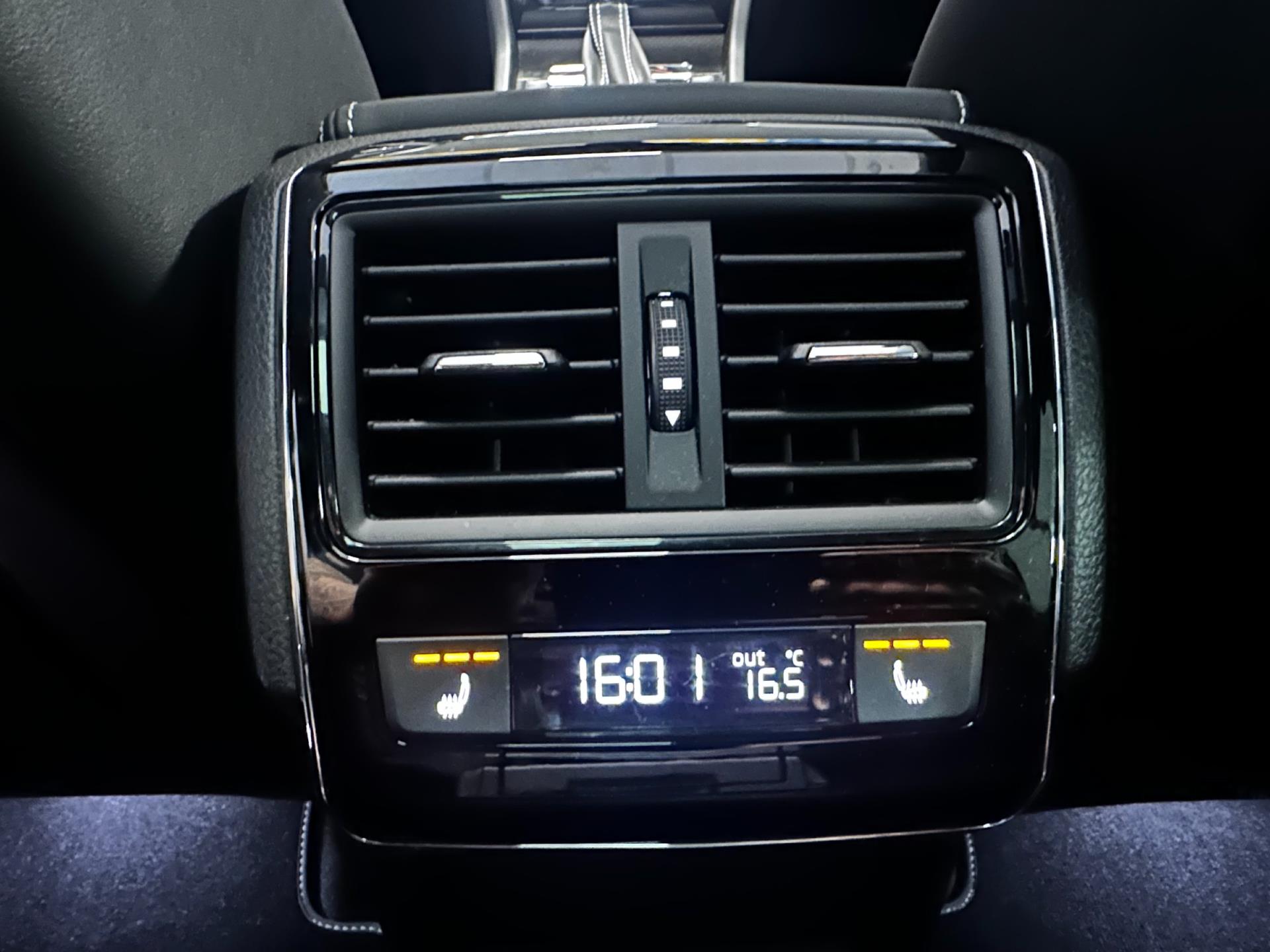 Foto van Skoda Superb Combi