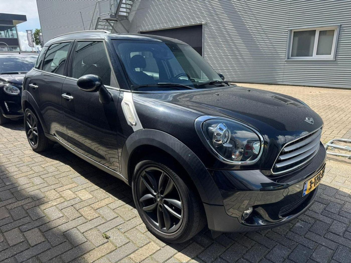 Foto van MINI COOPER
