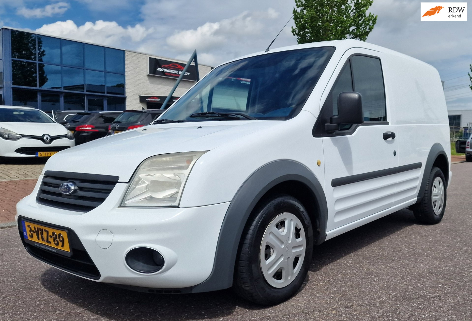 Ford Transit Connect T200S 1.8 TDCi NAVI AIRCO TREKHAAK BOEKJES 2011 - voorkant