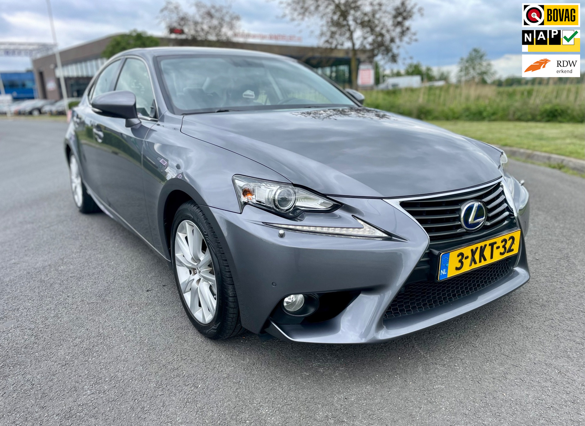 Foto van LEXUS LEXUS IS300H