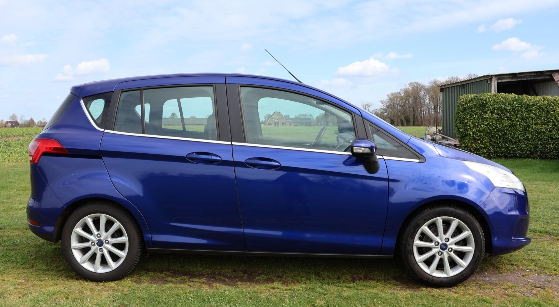 Foto van Ford B-max