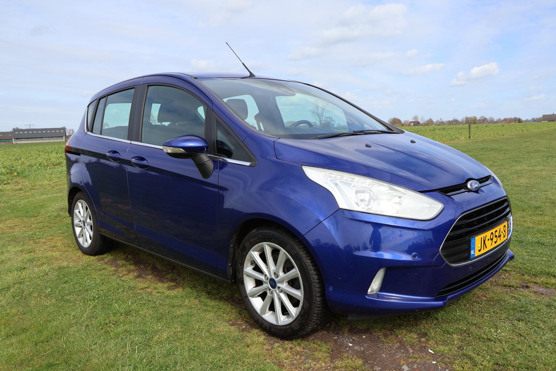 Foto van Ford B-max