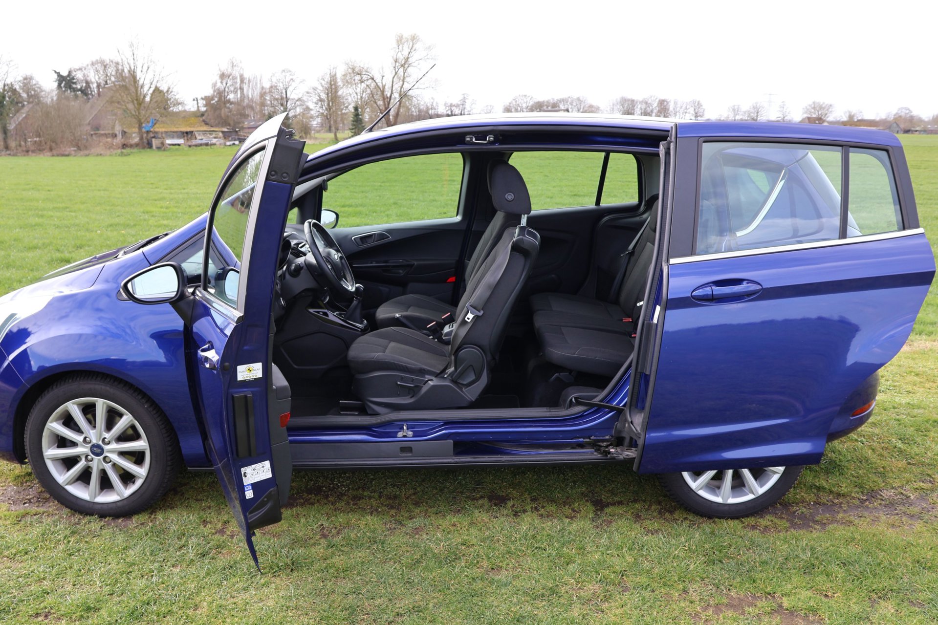 Foto van Ford B-max