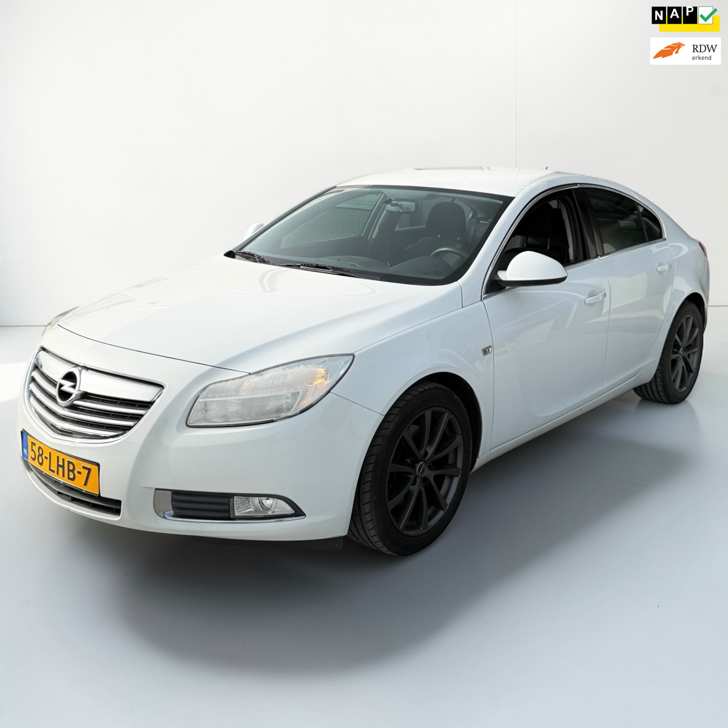 Opel Insignia 1.6 T Sport 2e eigenaar Lees advertentie 2010 - voorkant