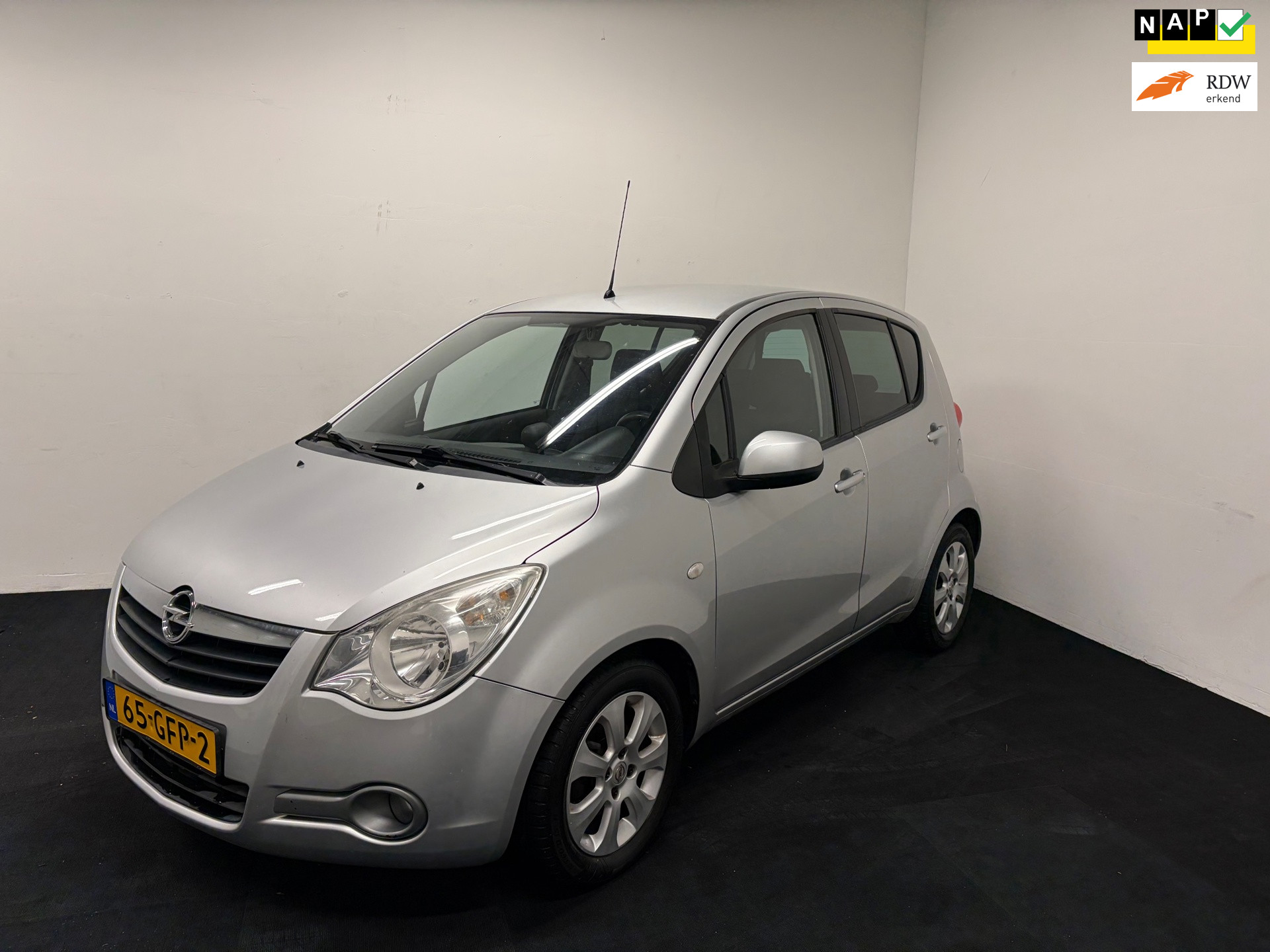 Opel Agila 1.0 | NAP AIRCO INRUILKOOPJE! 2008 - voorkant
