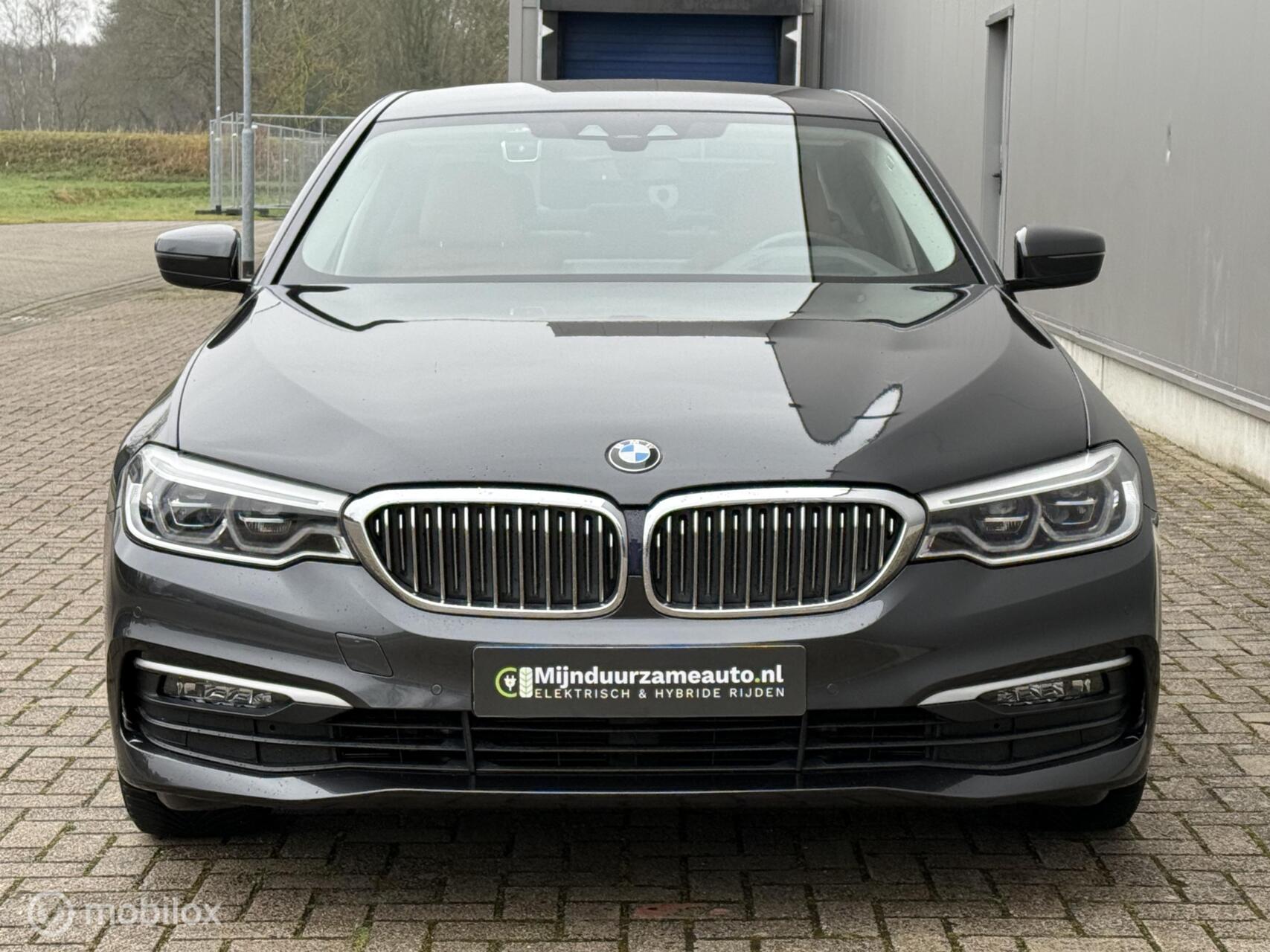 Foto van BMW 530e Iperformance
