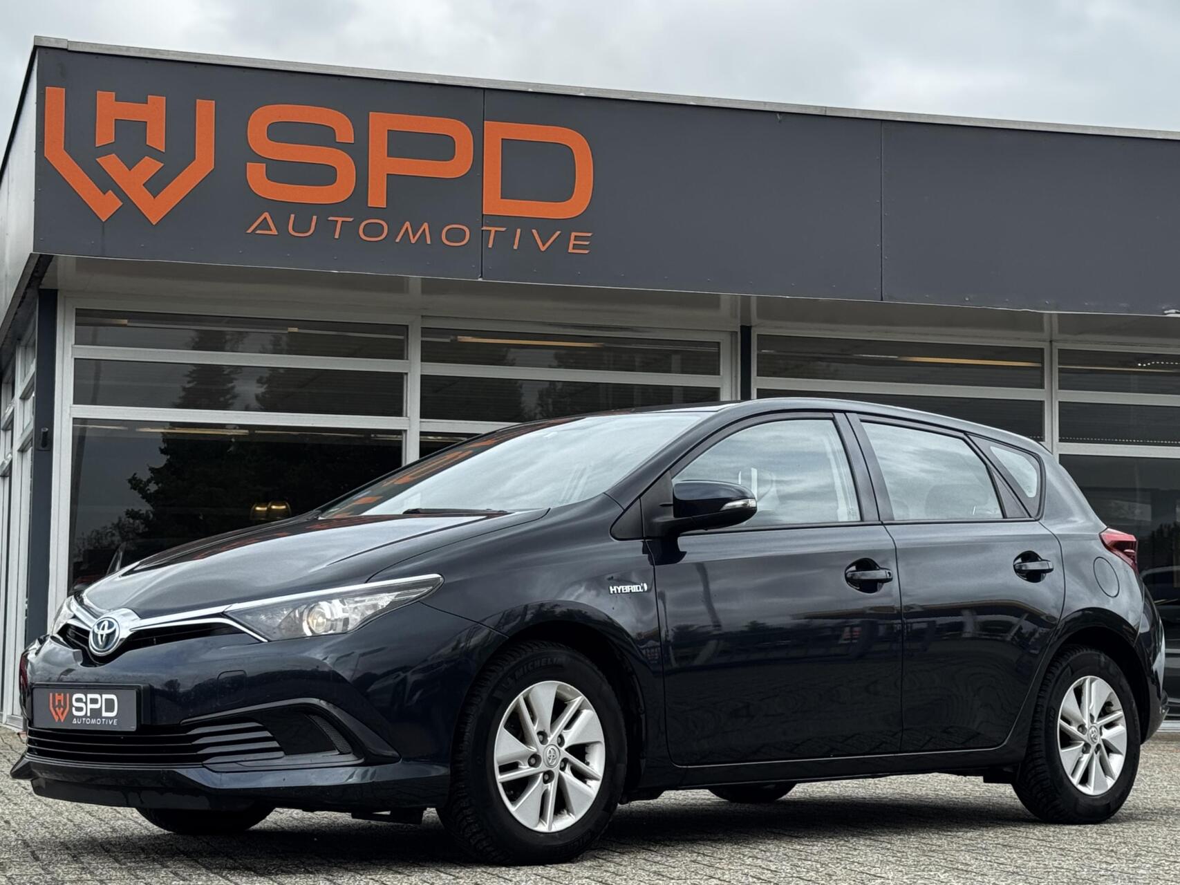 Toyota Toyota Auris 1.8 Hybrid Comfort|Clima|Airco|Bluetooth|NAP 2015 - voorkant