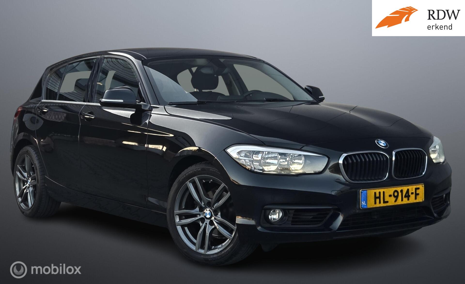 BMW 118i 118i NAP Autom Cruise Stoelverw Navi Trekh IZGST 2015 - voorkant