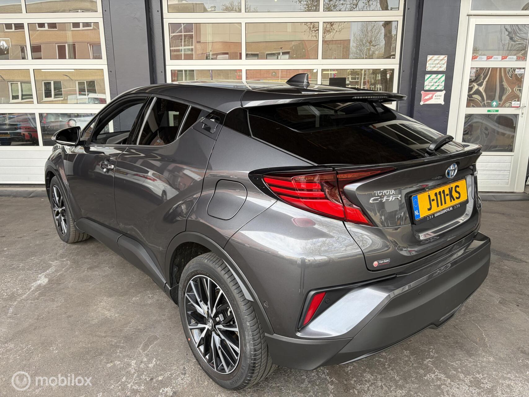 Foto van Toyota Toyota C-hr