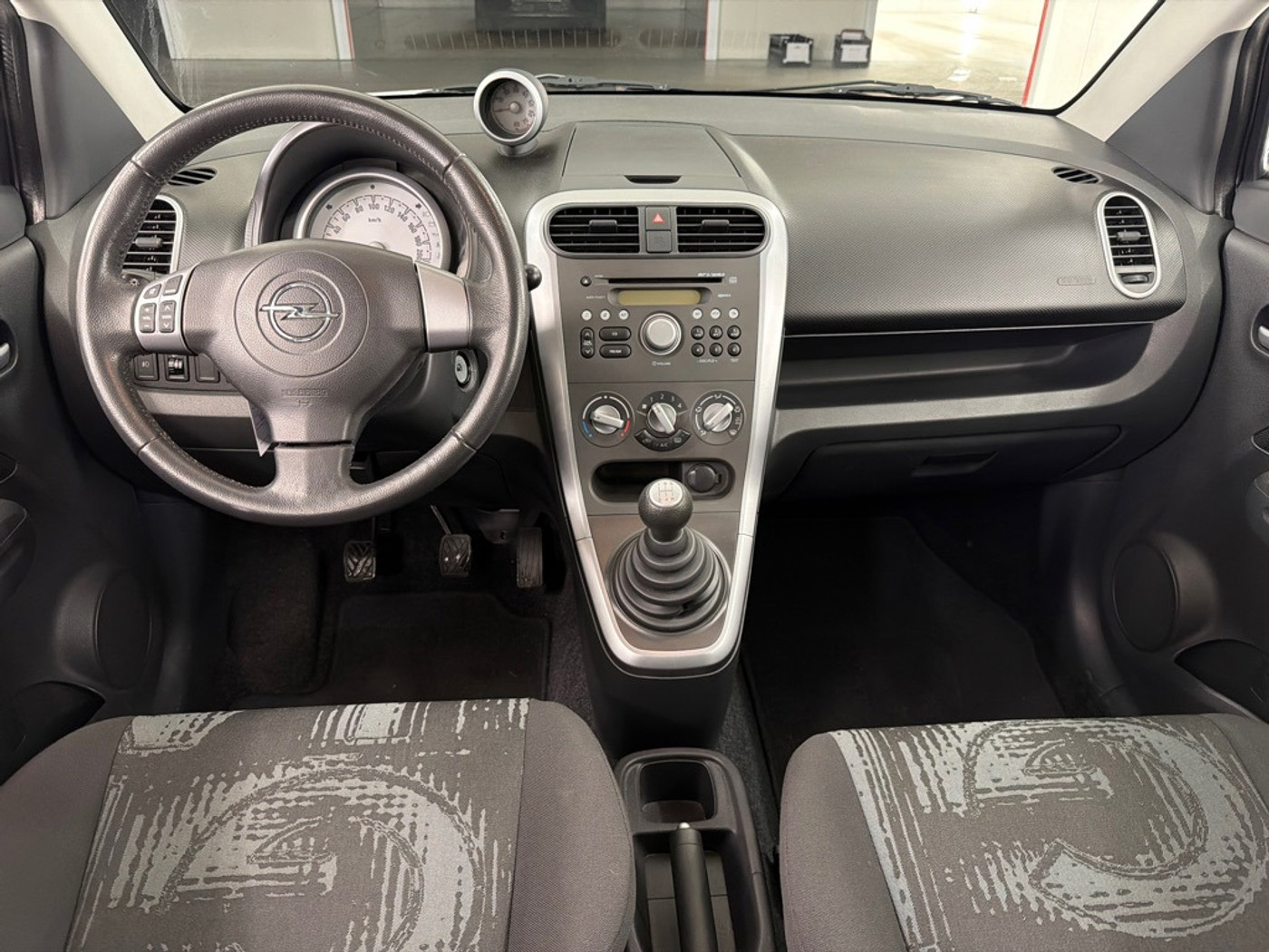 Foto van Opel Agila