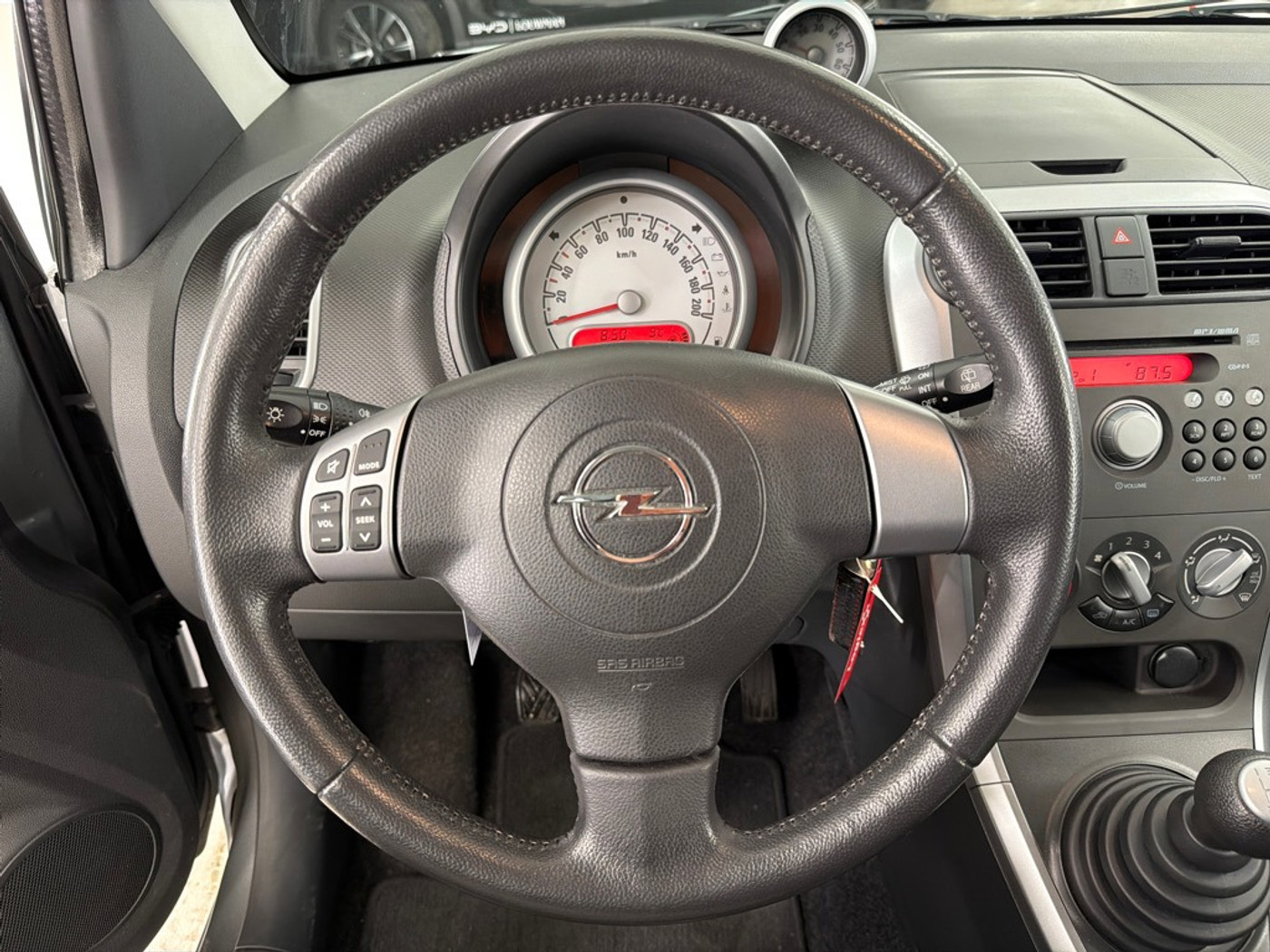 Foto van Opel Agila