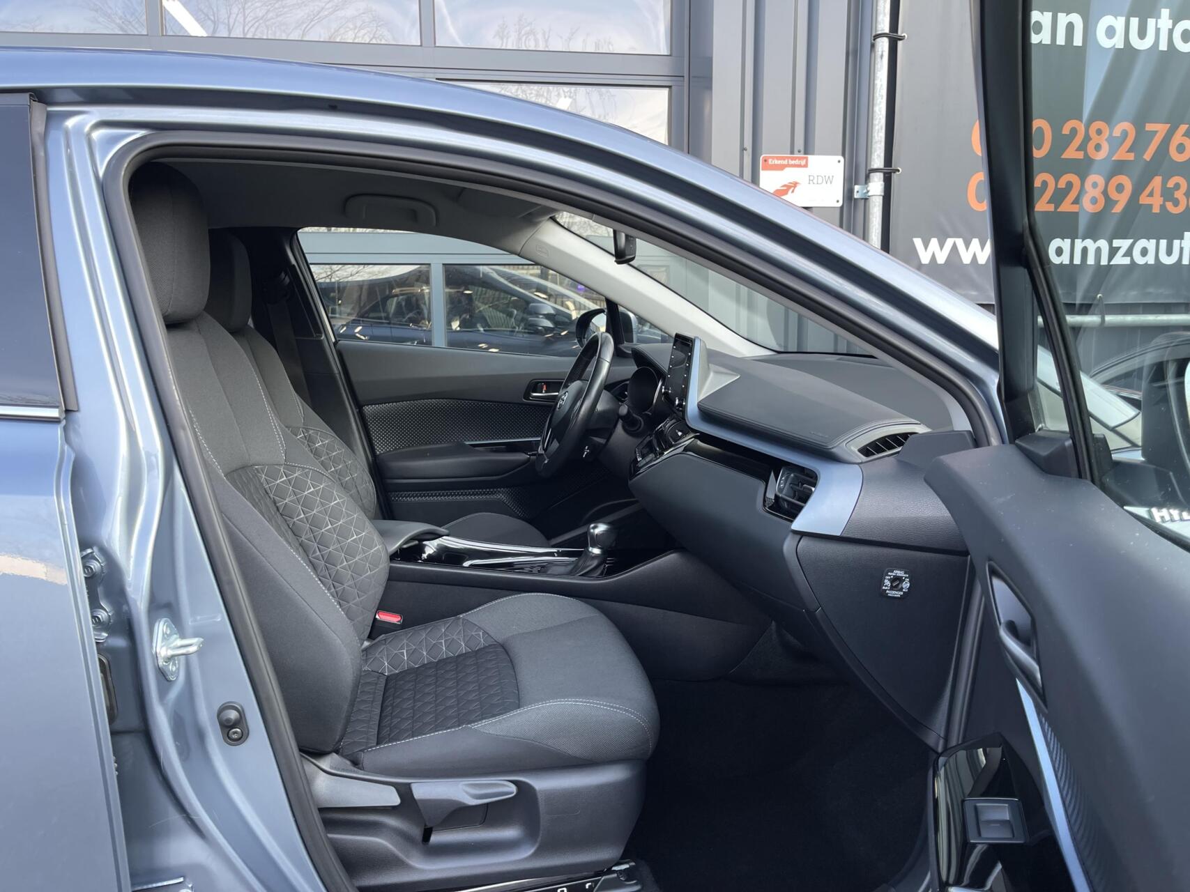 Foto van Toyota Toyota C-hr