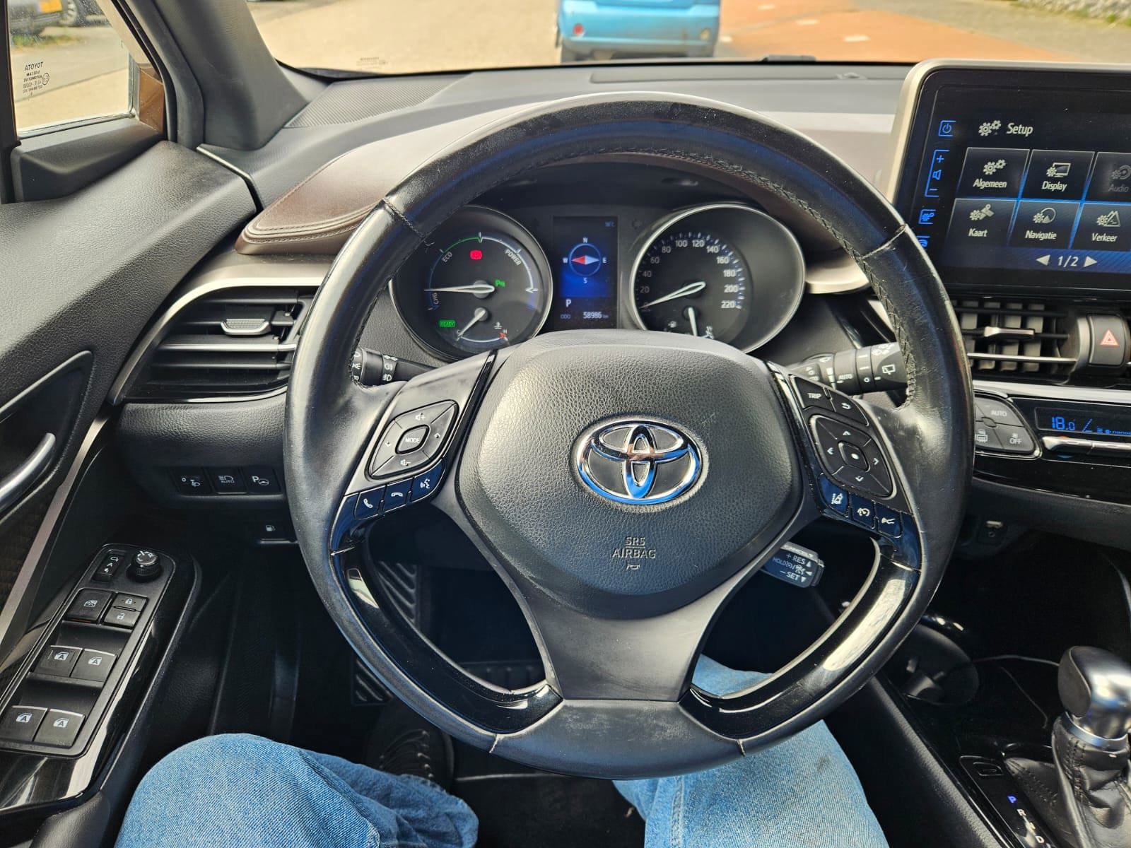 Foto van Toyota Toyota C-hr