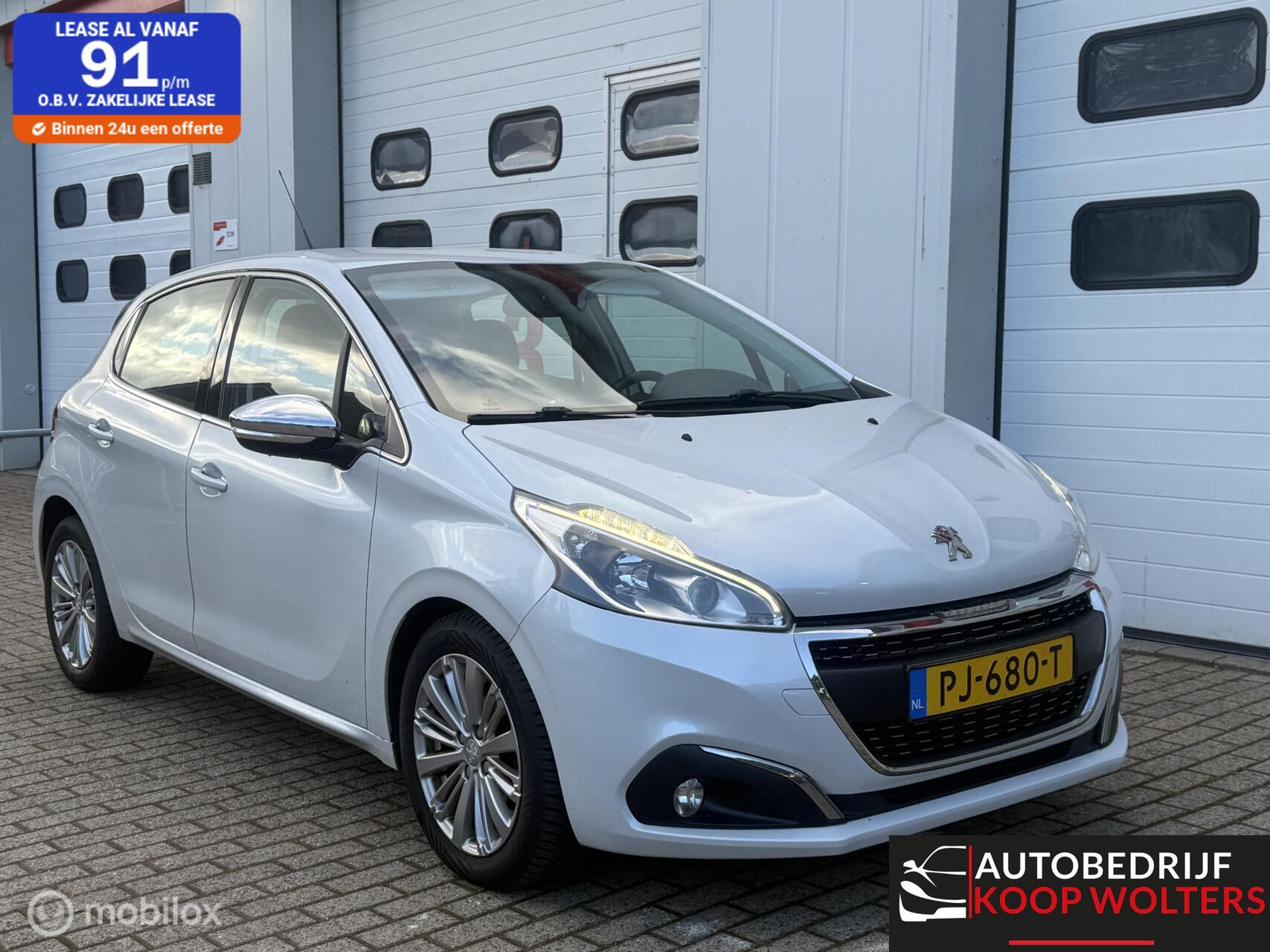 Peugeot 208 1.6 BlueHDi Allure 2017 Clima 2017 - voorkant