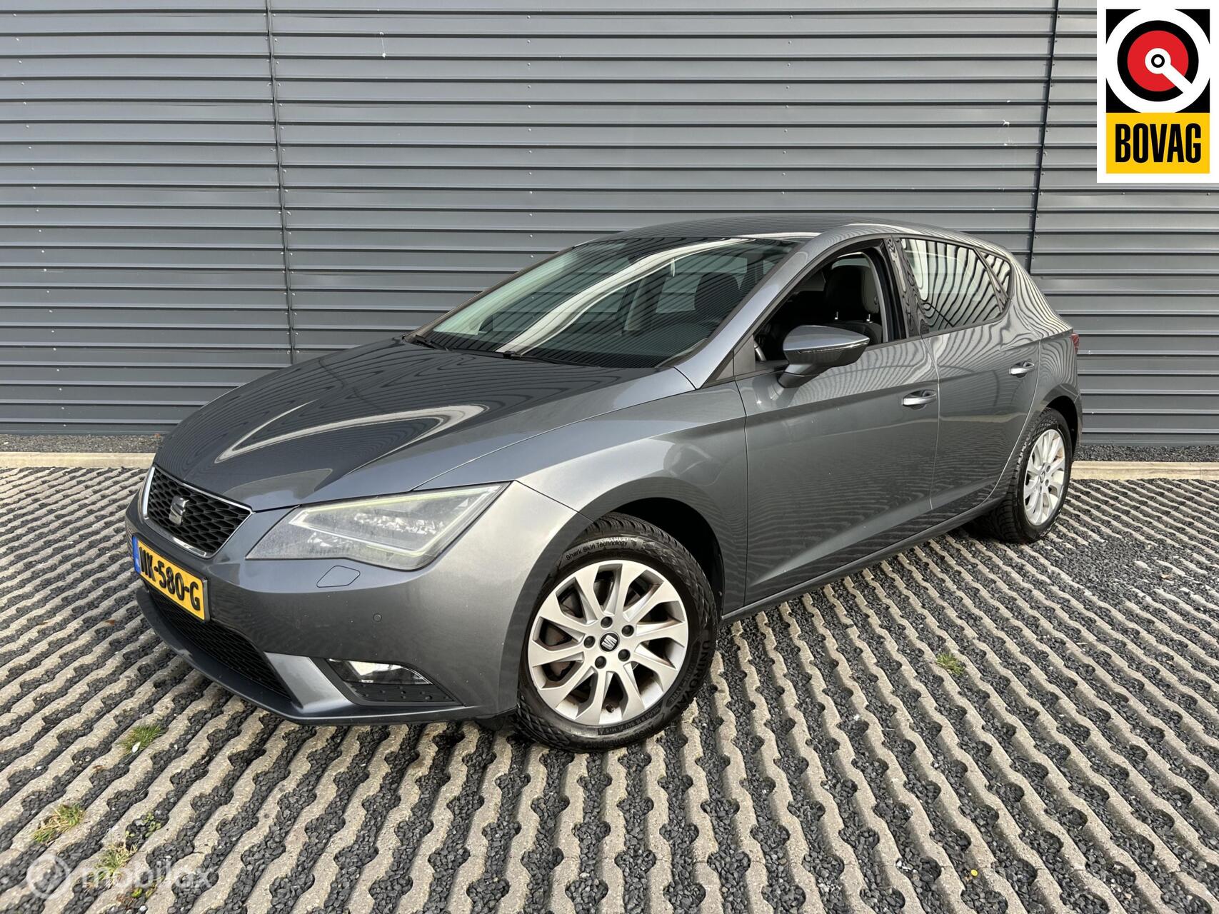 Seat Leon 1.2 TSI Style | Airco | Navi | Dealer onderhouden 2013 - voorkant
