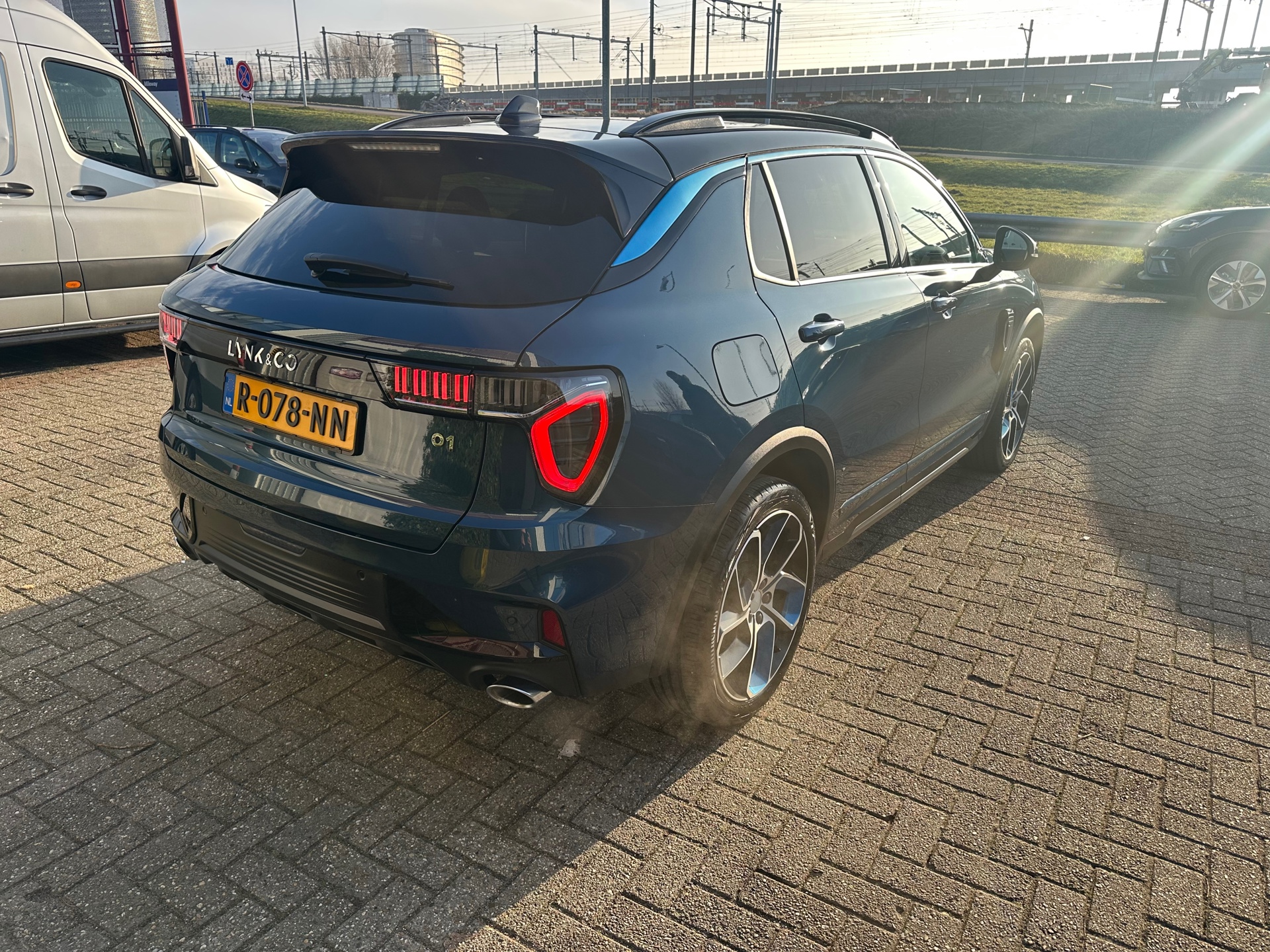Foto van Lynk&co LYNK & Co 01