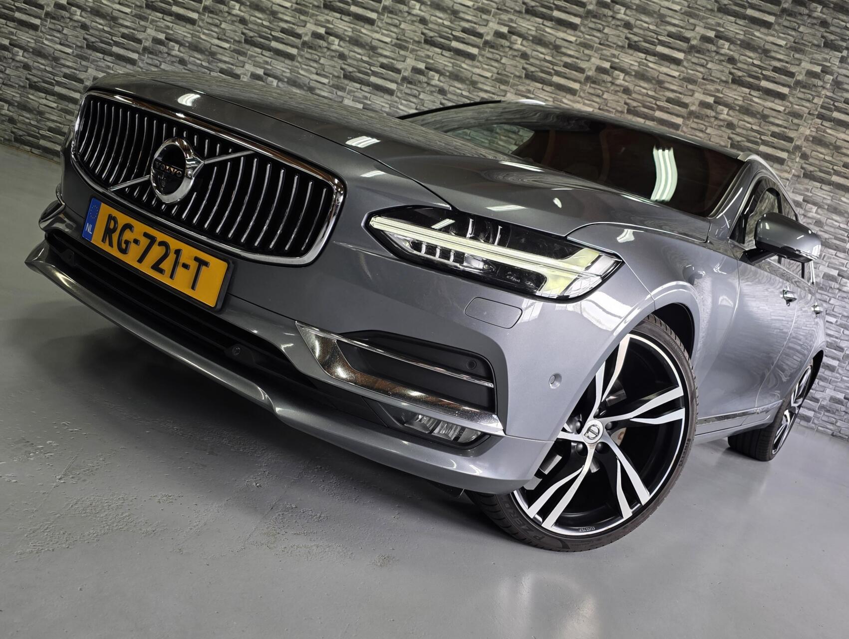 Foto van VOLVO V90