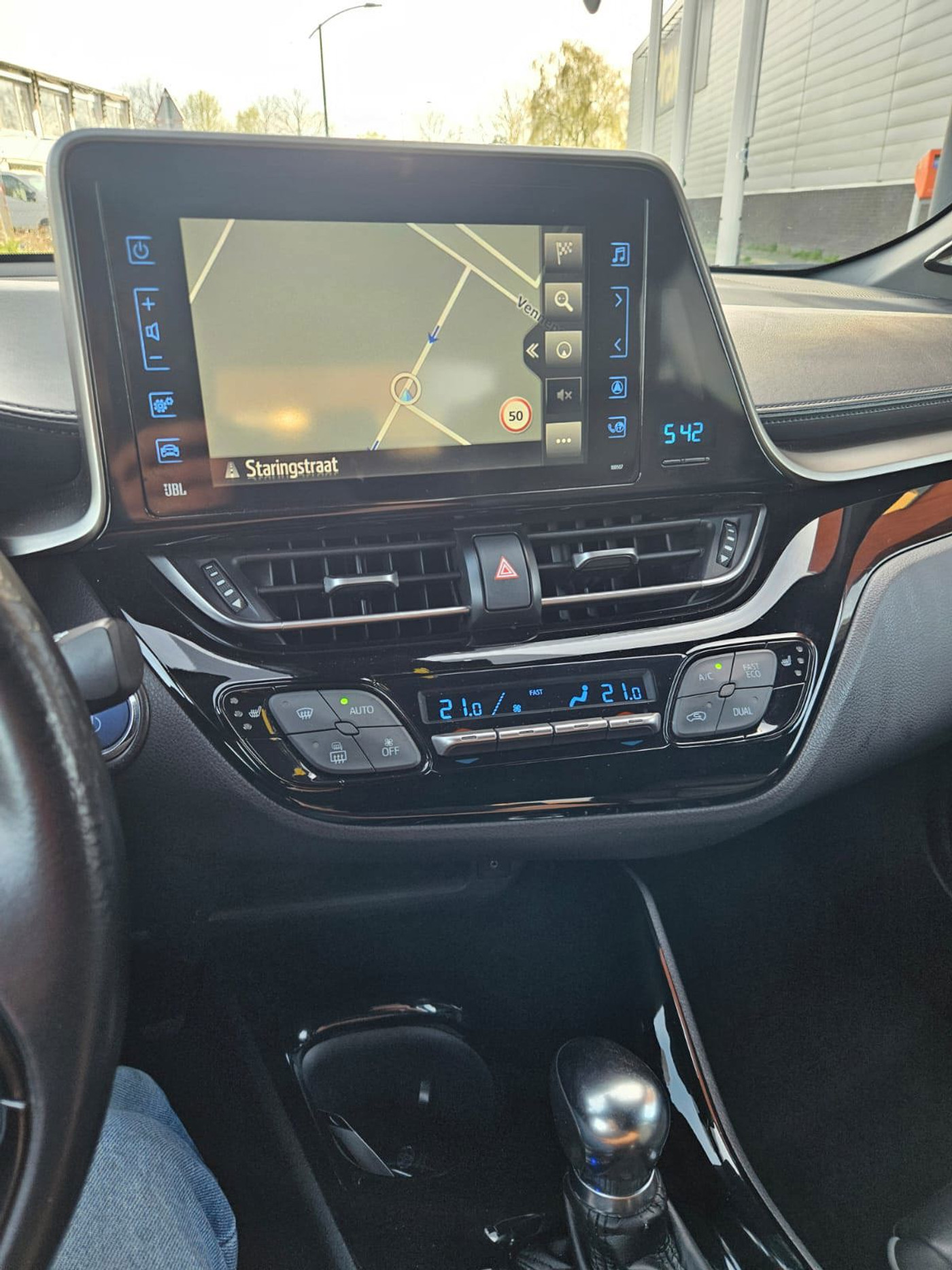 Foto van Toyota Toyota C-hr