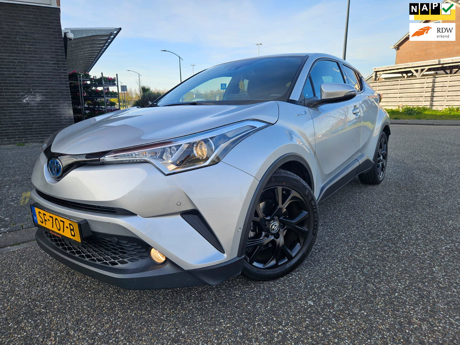 Toyota Toyota C-hr 1.8 Hybrid First Edition GARANTIE 112k km NAP 2018 - voorkant