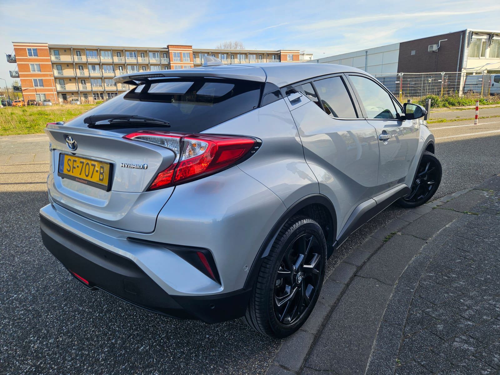 Foto van Toyota Toyota C-hr