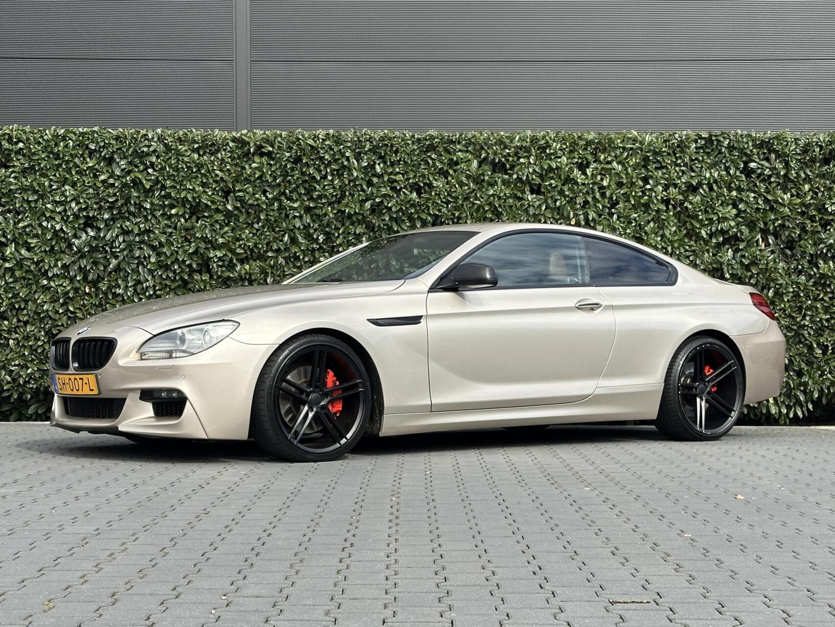 BMW 6er Reihe 640i, NIEUW MODEL, M-PAKKET EXTERIEUR, NAVI, LEDER, MEMORY, CRUISE CONTROL, CLIMATE CONTROL, STOELVERWARMING, LICHTMETAAL 20" 2011 - voorkant