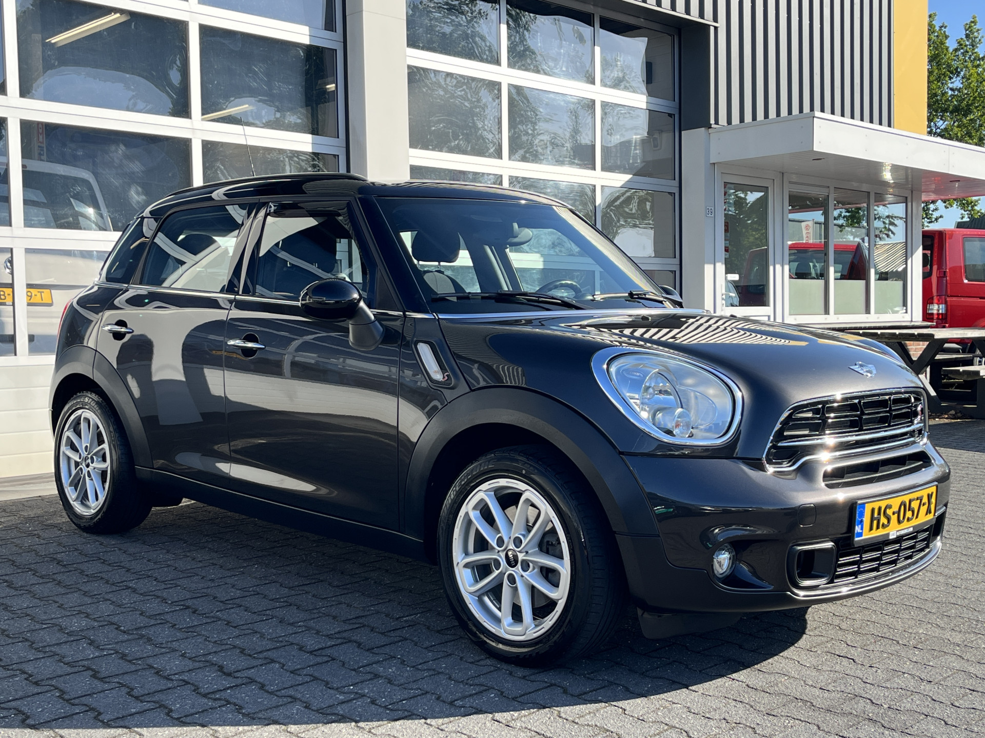 Foto van MINI COOPER S