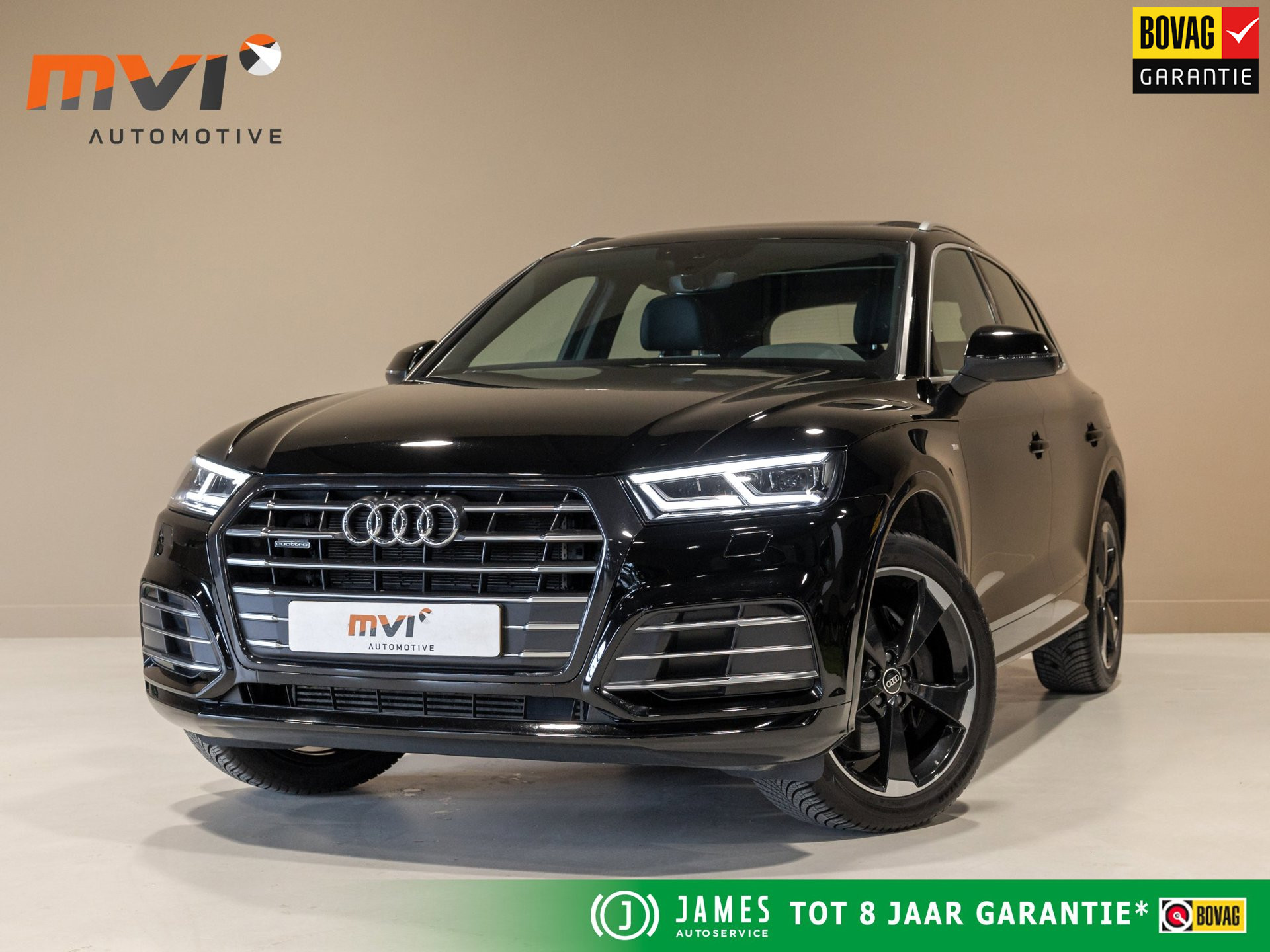 Audi Q5 55 TFSI E 55 TFSI e S-Line edition / 368pk / Panorama dak / Keyless / Stoelverwarming / 2020 - voorkant
