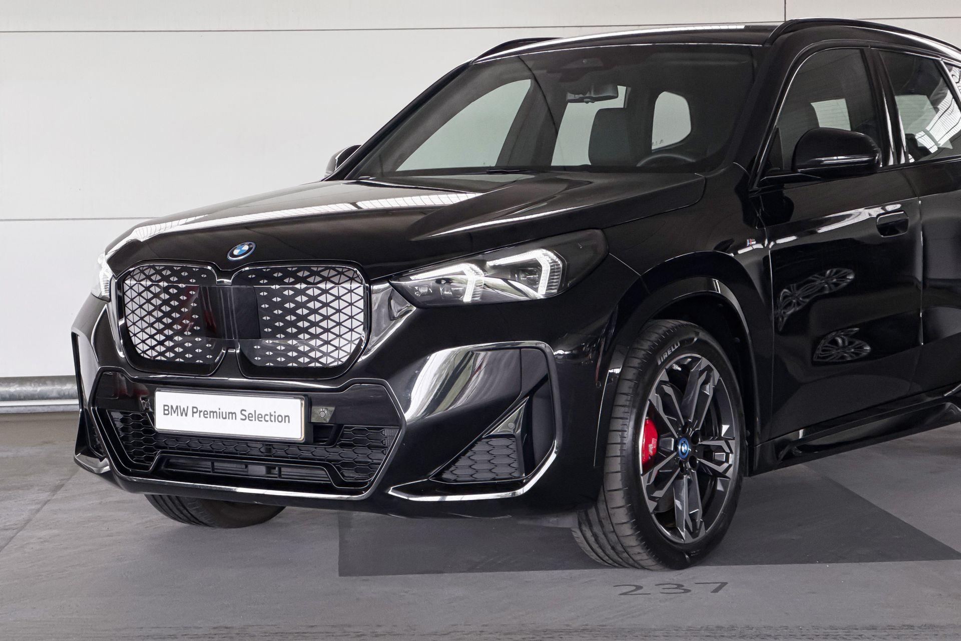 Foto van BMW Ix1 Edrive20