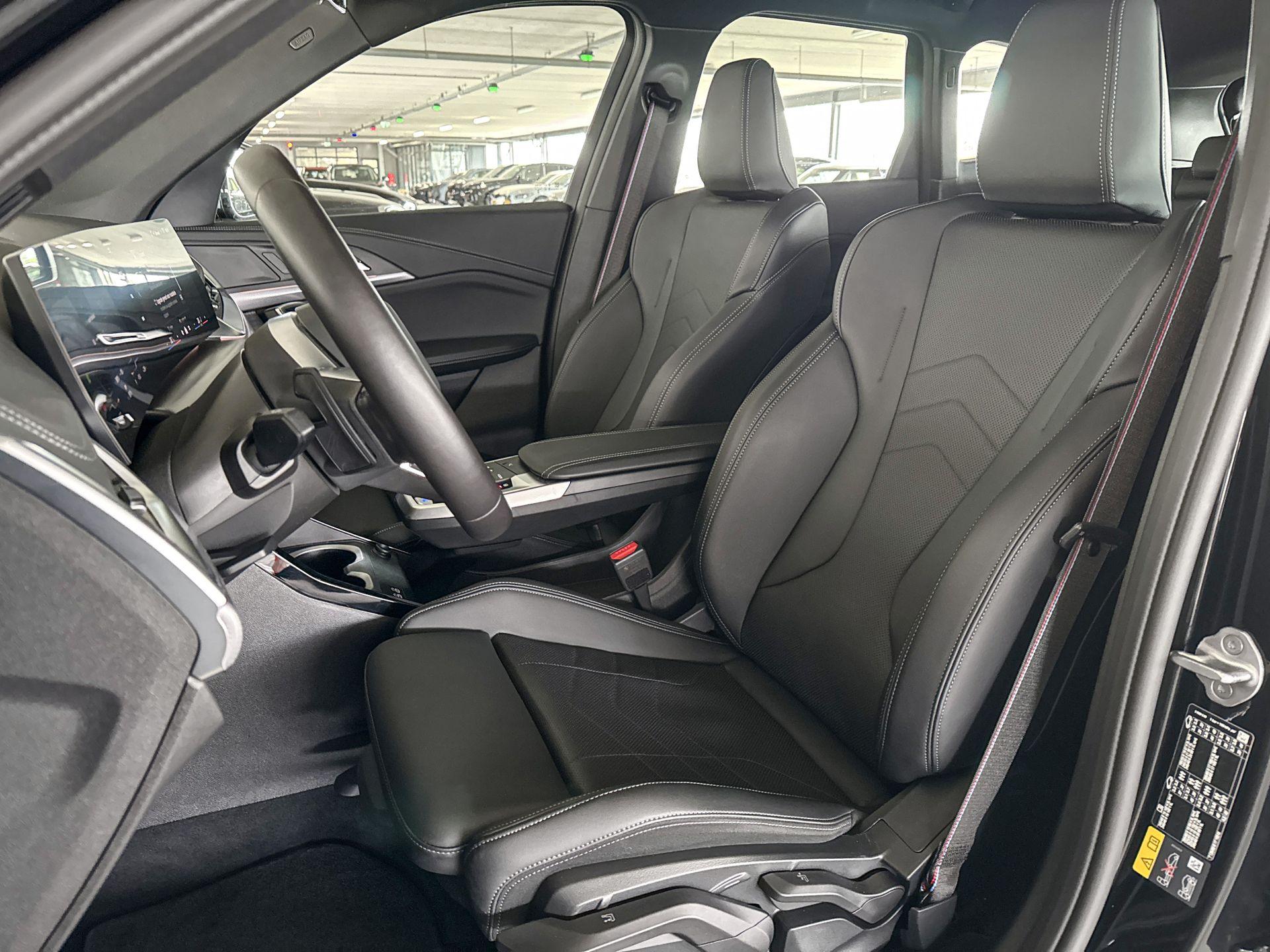 Foto van BMW Ix1 Edrive20