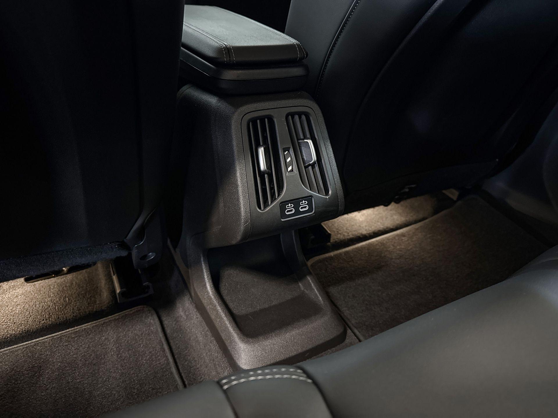 Foto van BMW Ix1 Edrive20