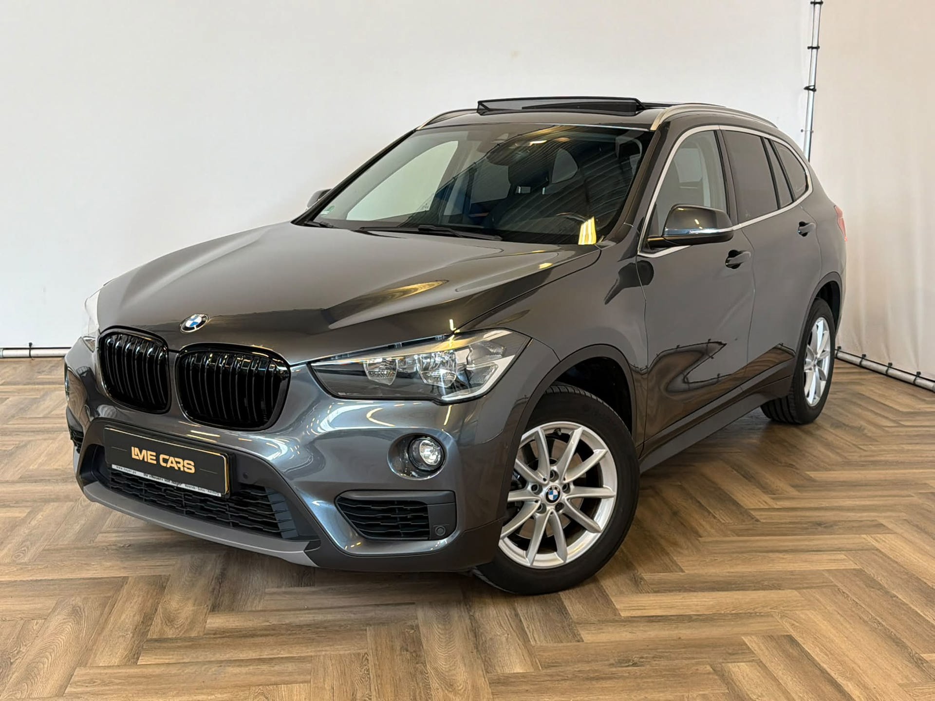 Foto van BMW X1 SDRIVE20I