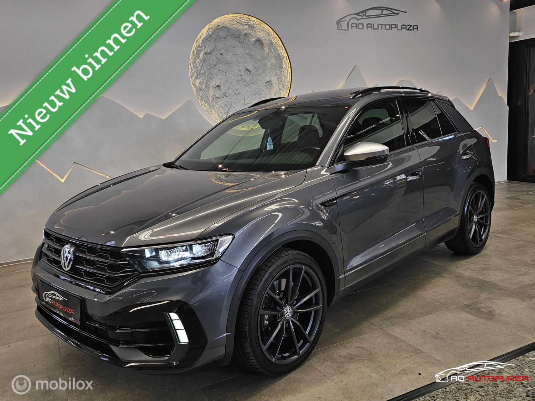 Volkswagen T-roc 2.0 TSI 4Motion R Panorama/Akrapovic/ACC 2020 - voorkant