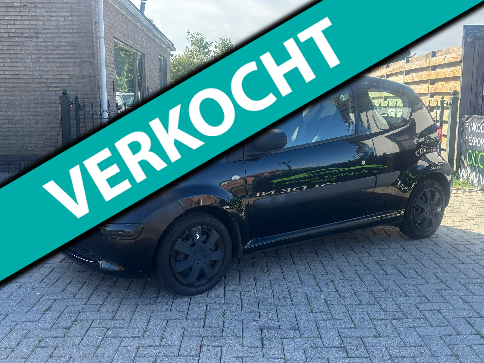 Toyota Toyota Aygo 1.0-12V | groot scherm | nieuwe apk | subwoofer en dikke boxen  ! 2008 - voorkant