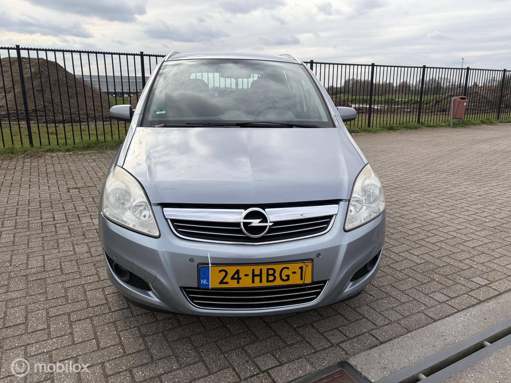 Foto van Opel Zafira