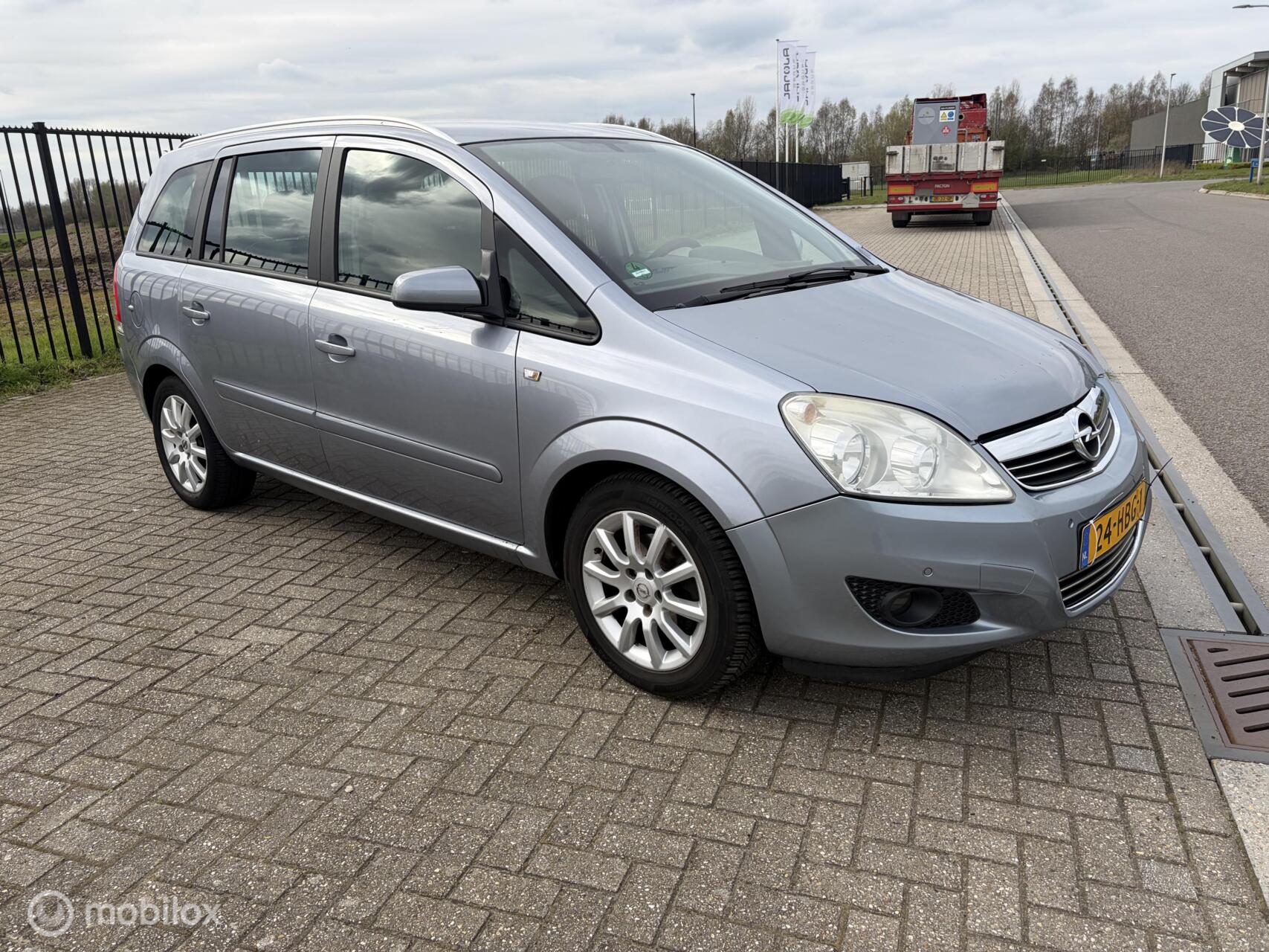 Foto van Opel Zafira