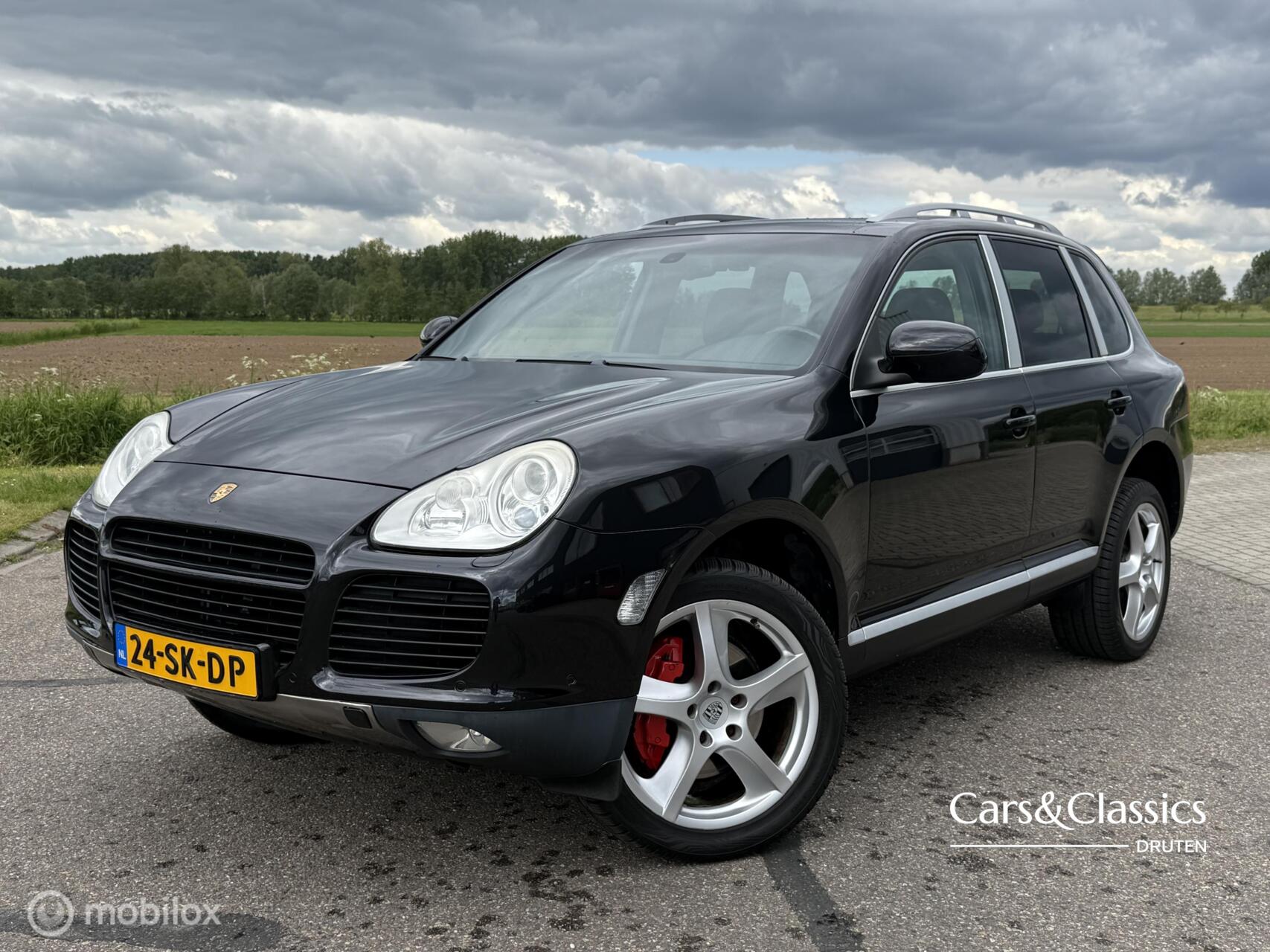Foto van PORSCHE CAYENNE TURBO