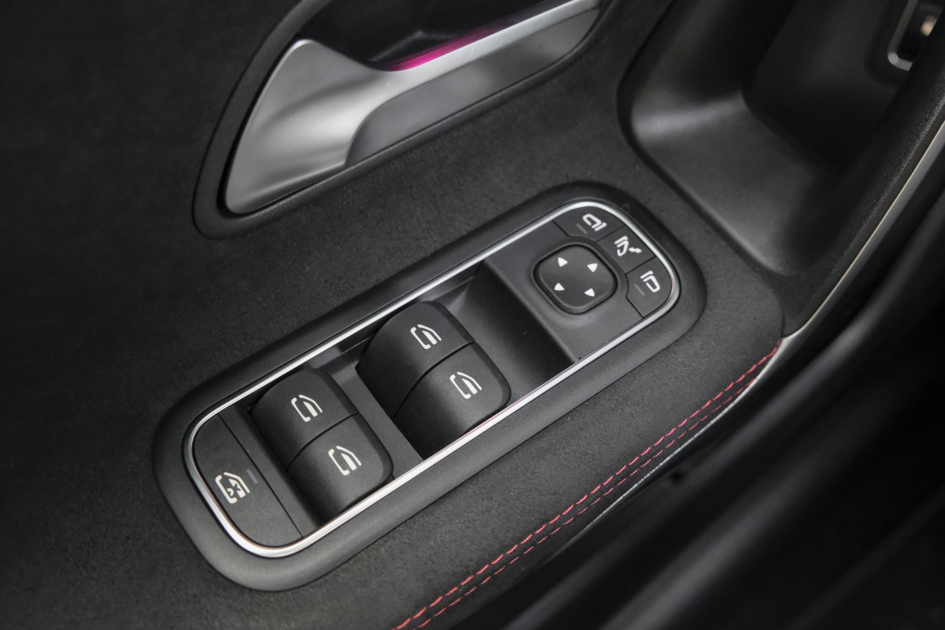 Foto van Mercedes-Benz A 250 E