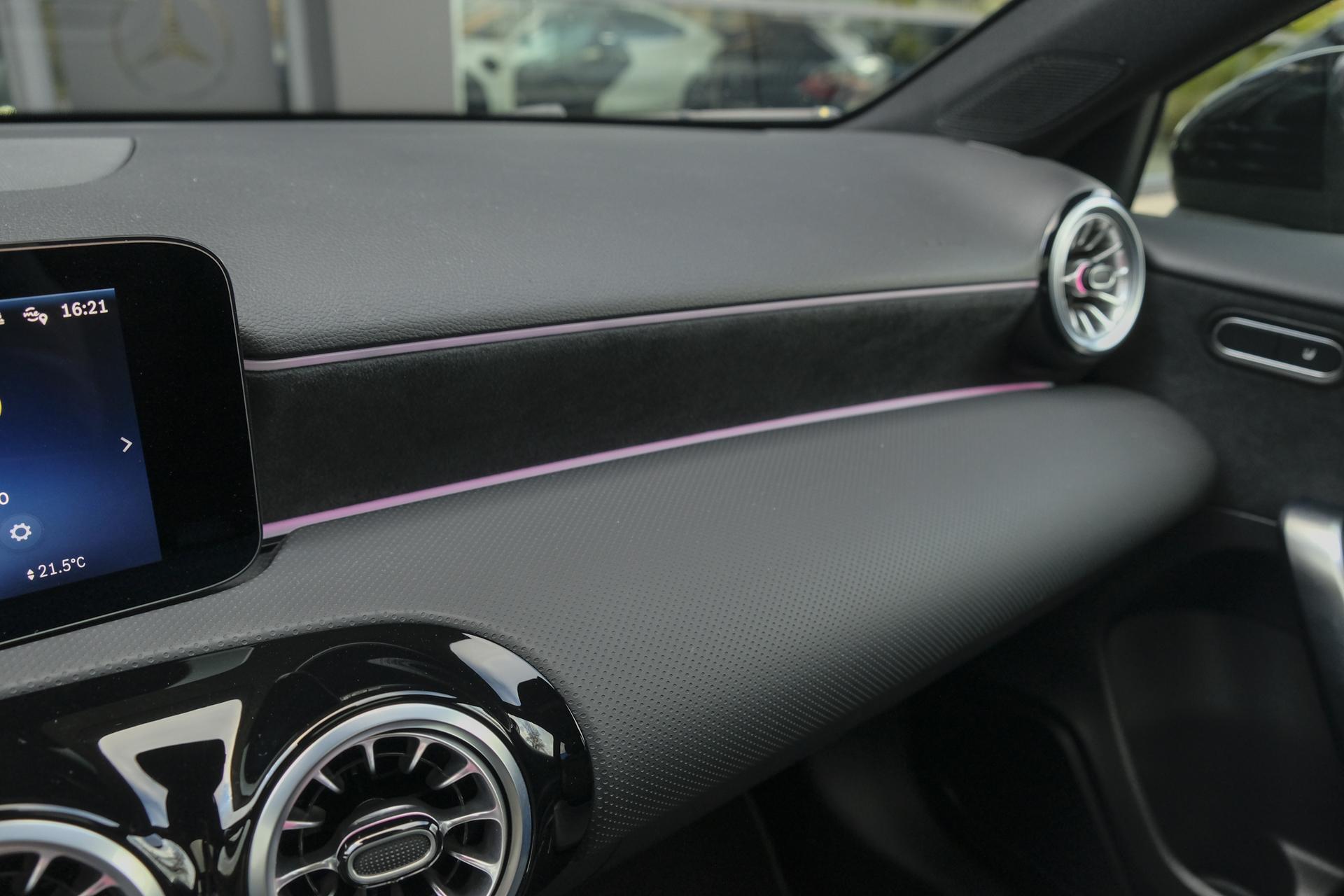 Foto van Mercedes-Benz A 250 E