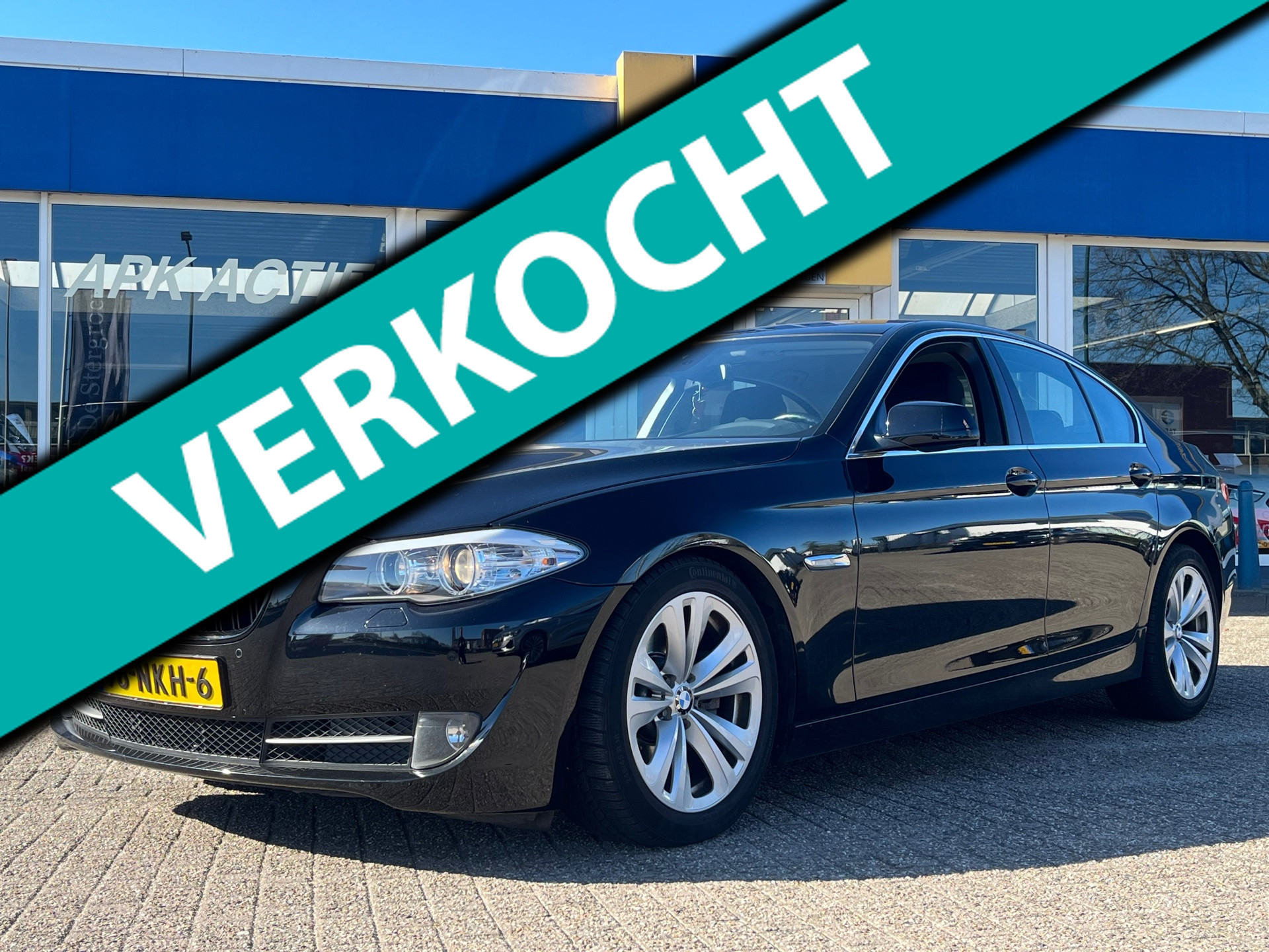 BMW 523i 523i 6-Cilinder Executive | Orig. NL | Zomer- en Winterset | Trekhaak | 2010 - voorkant
