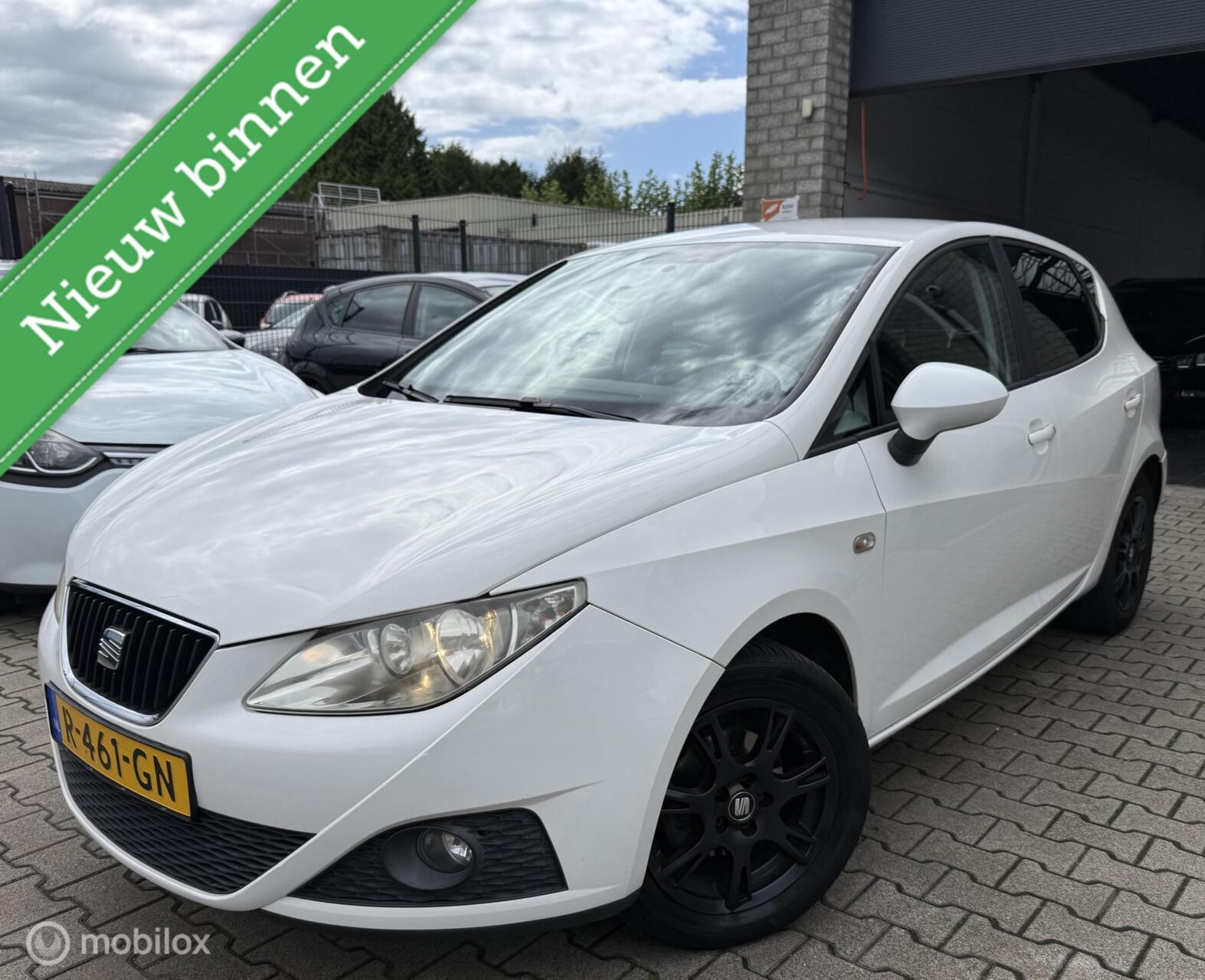 Seat Ibiza 1.4 Stylance / 5DRS / 139.000KM / N.A.P 2008 - voorkant