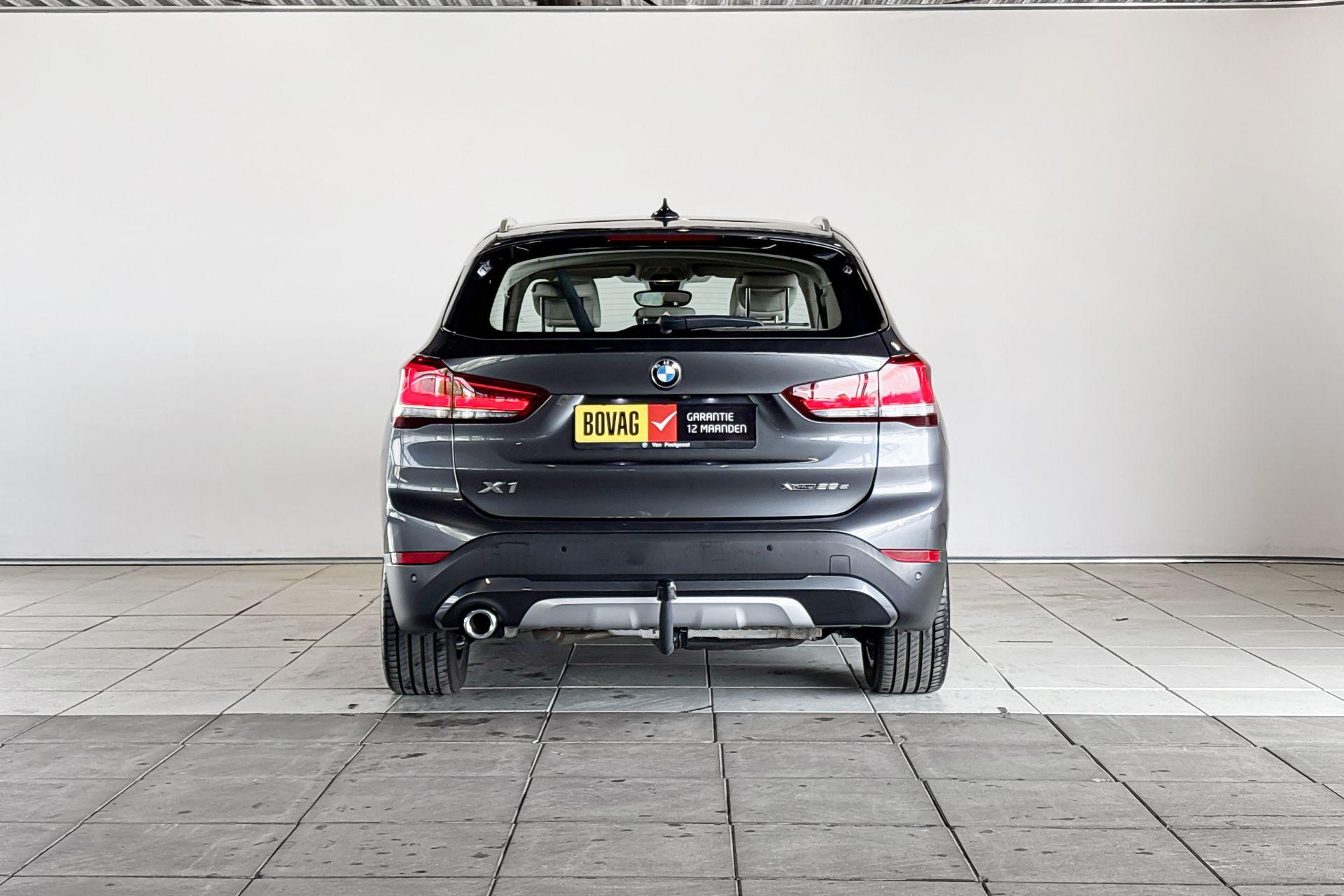 Foto van BMW X1 Xdrive25e