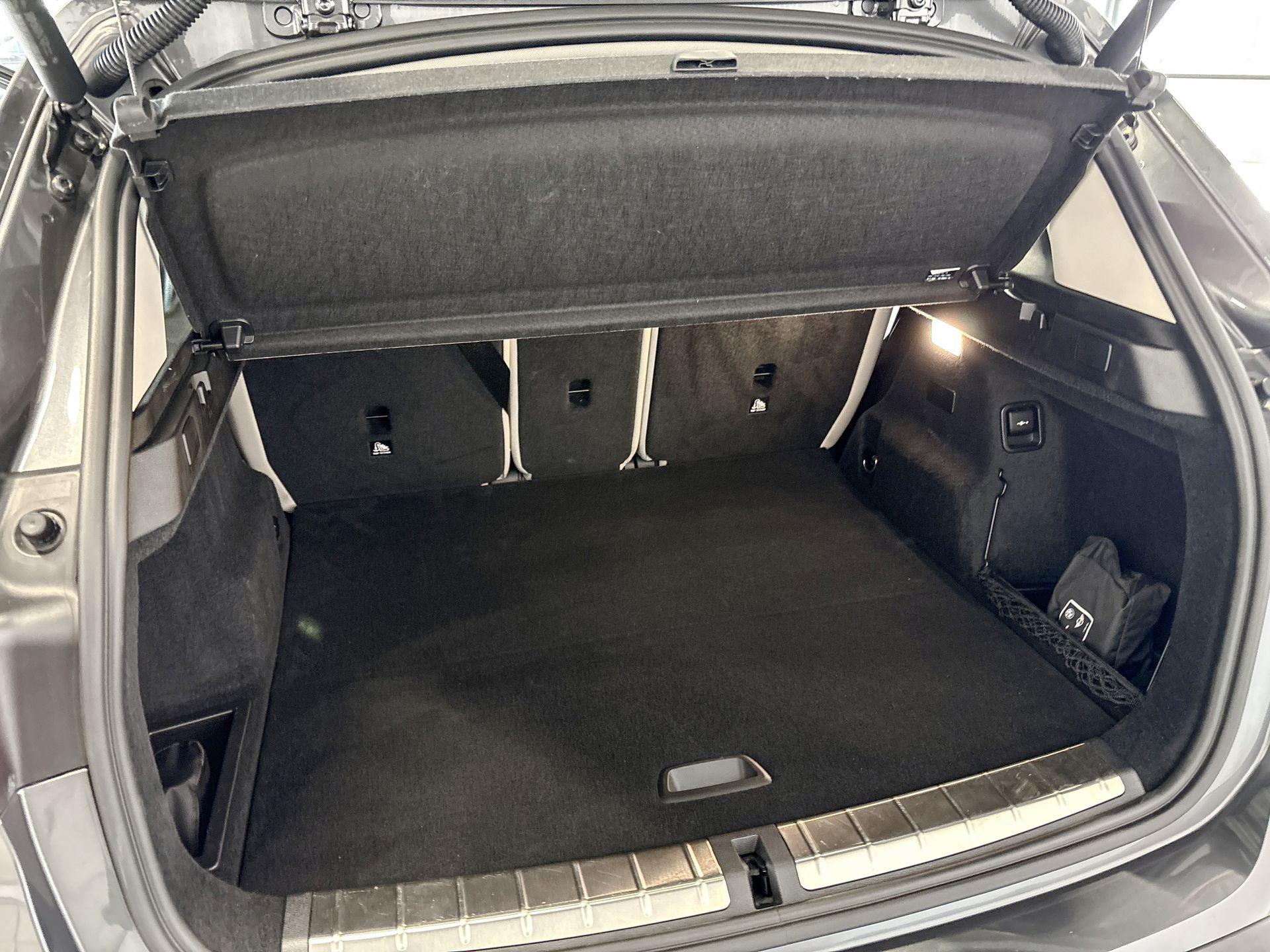 Foto van BMW X1 Xdrive25e