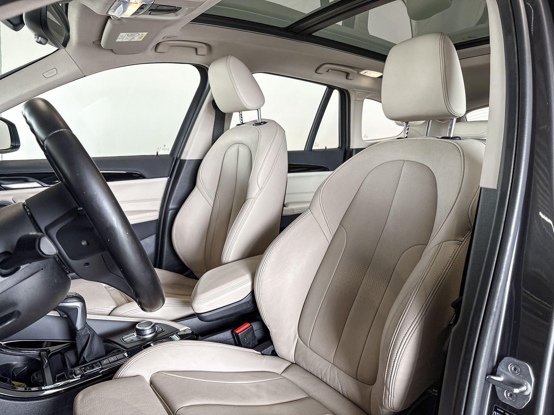 Foto van BMW X1 Xdrive25e