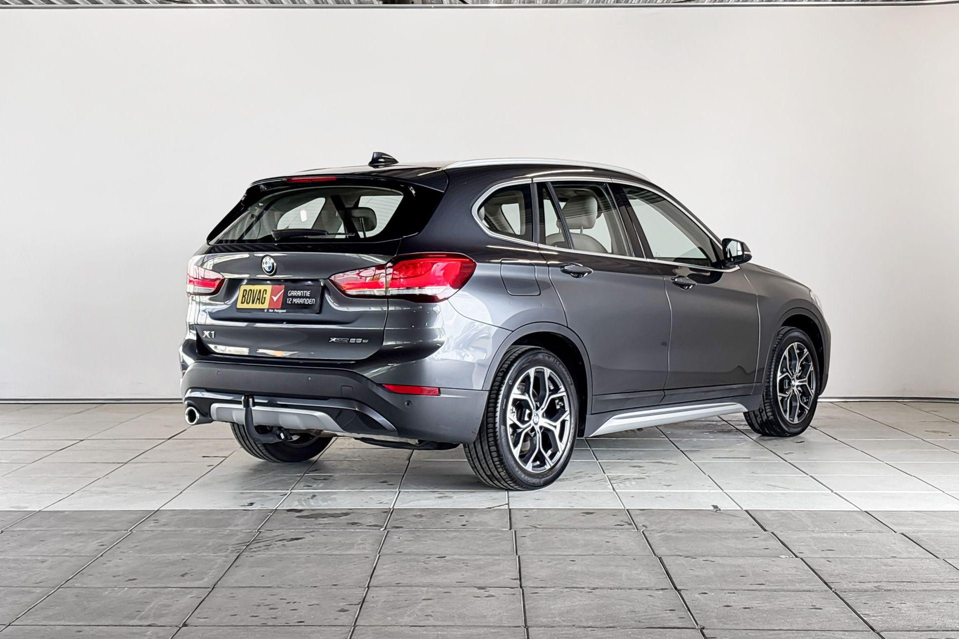 Foto van BMW X1 Xdrive25e