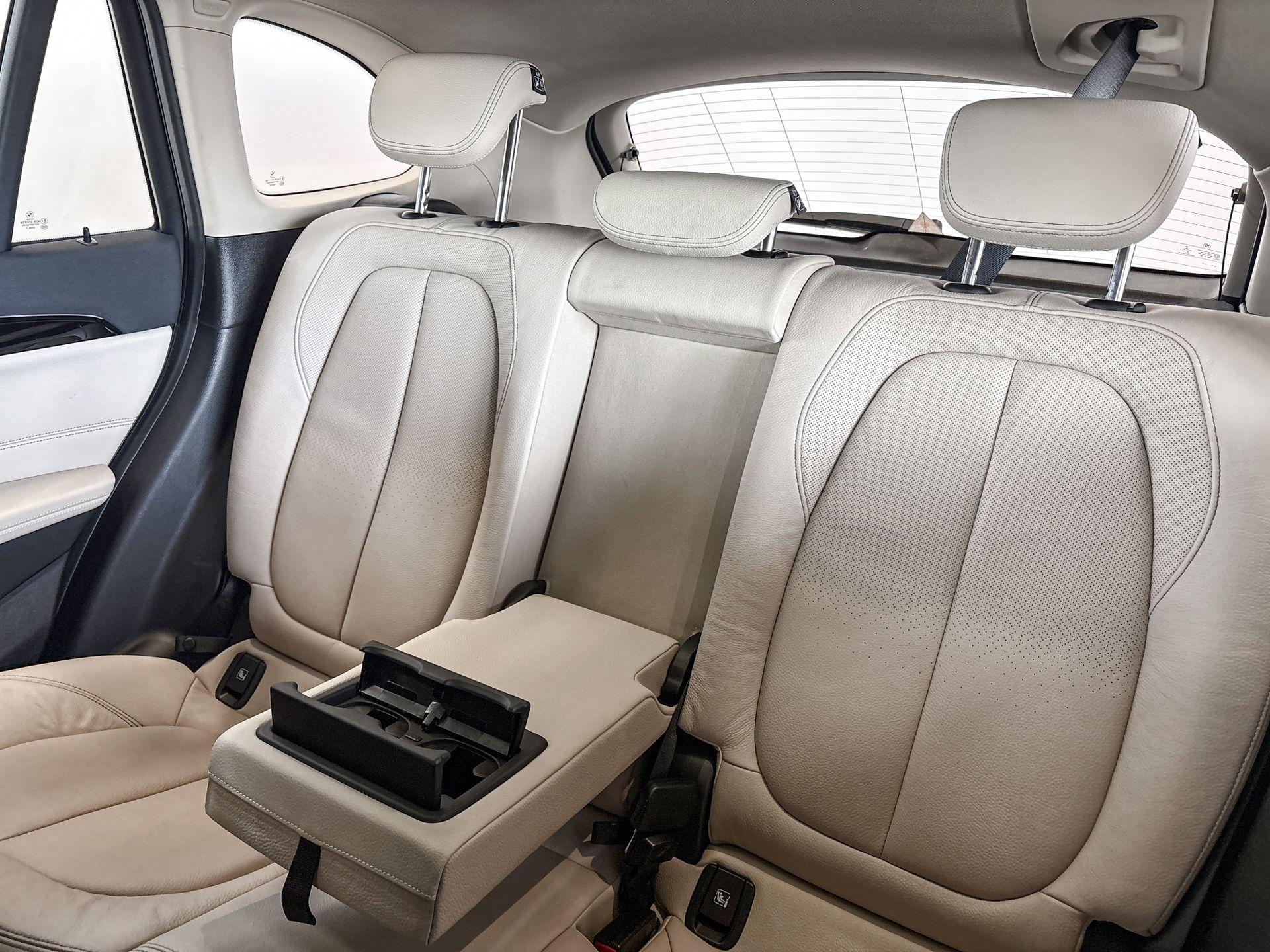 Foto van BMW X1 Xdrive25e