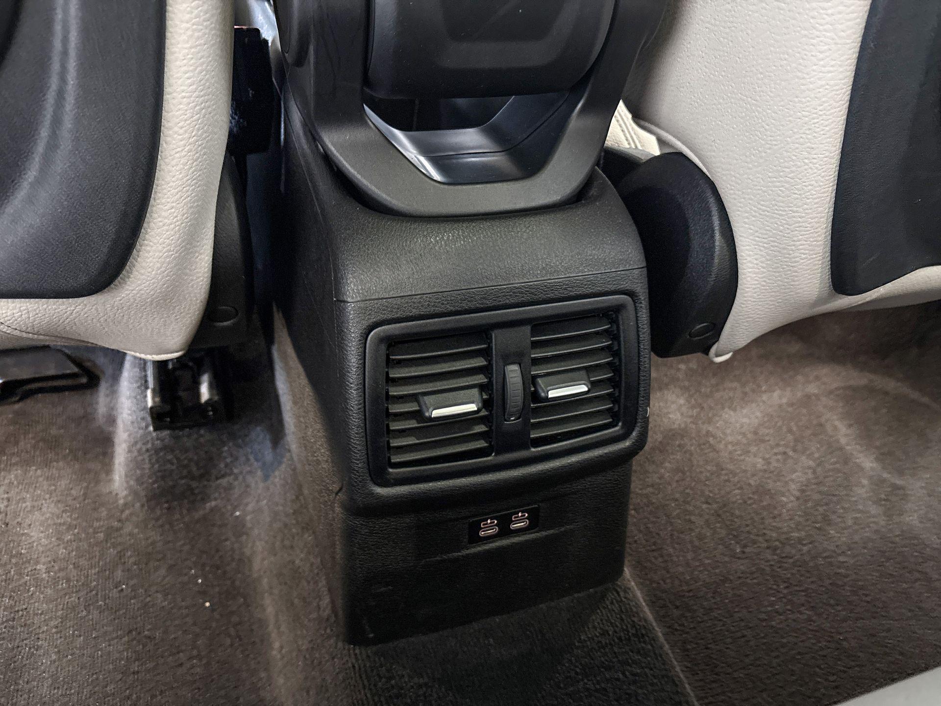 Foto van BMW X1 Xdrive25e